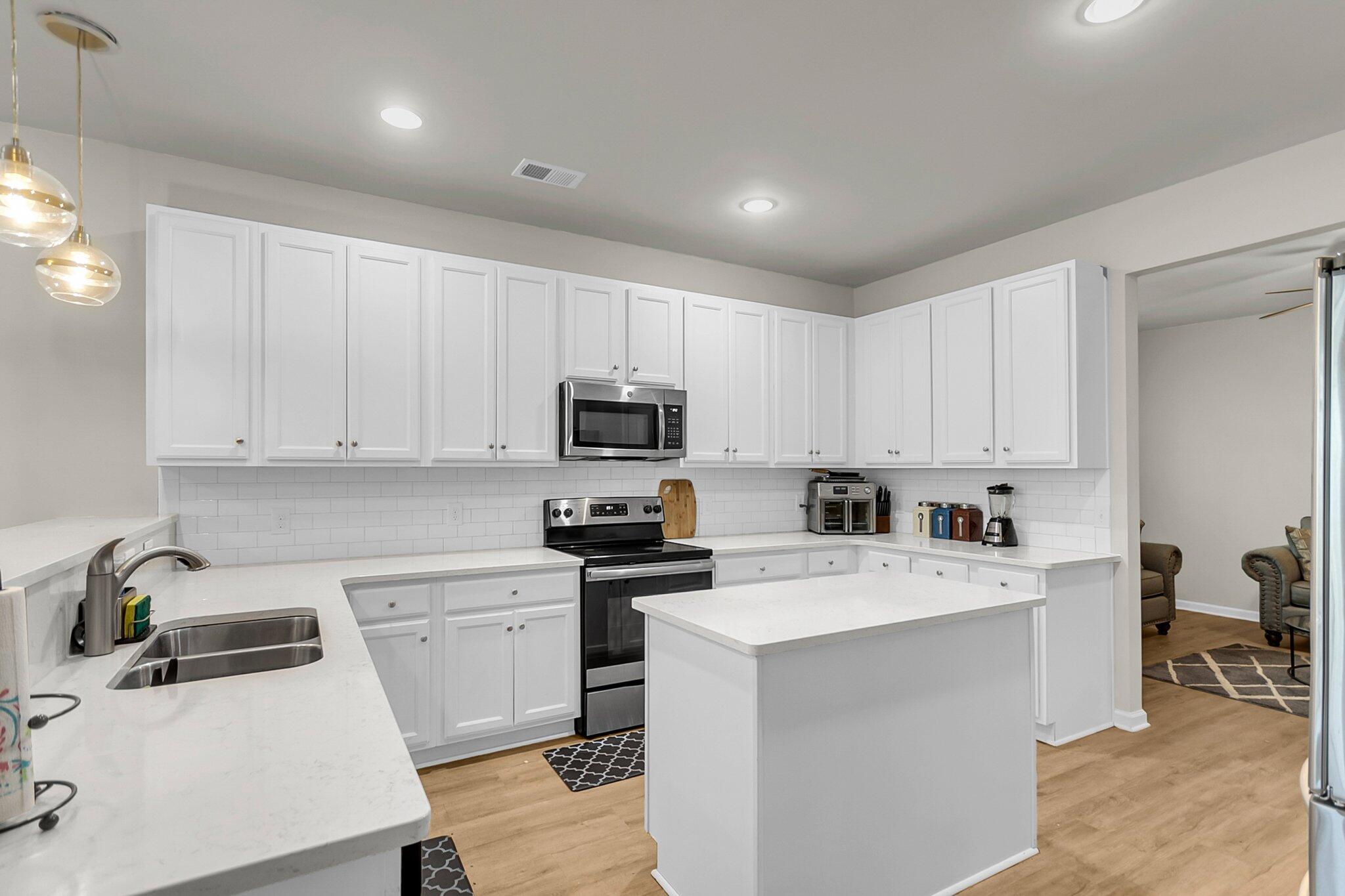 9009 Cat Tail Pond Road