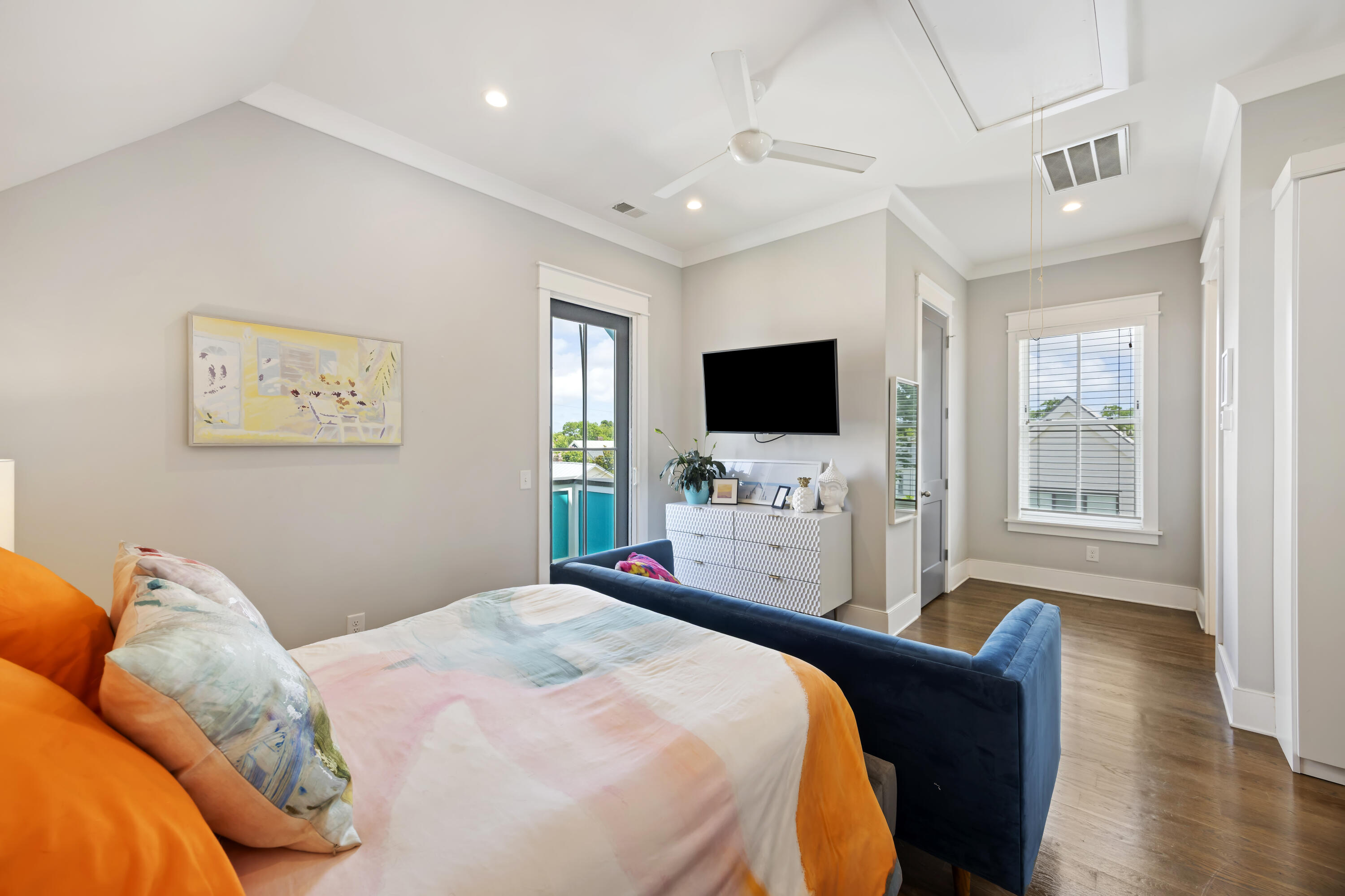 3 1/2 Maranda Holmes Street