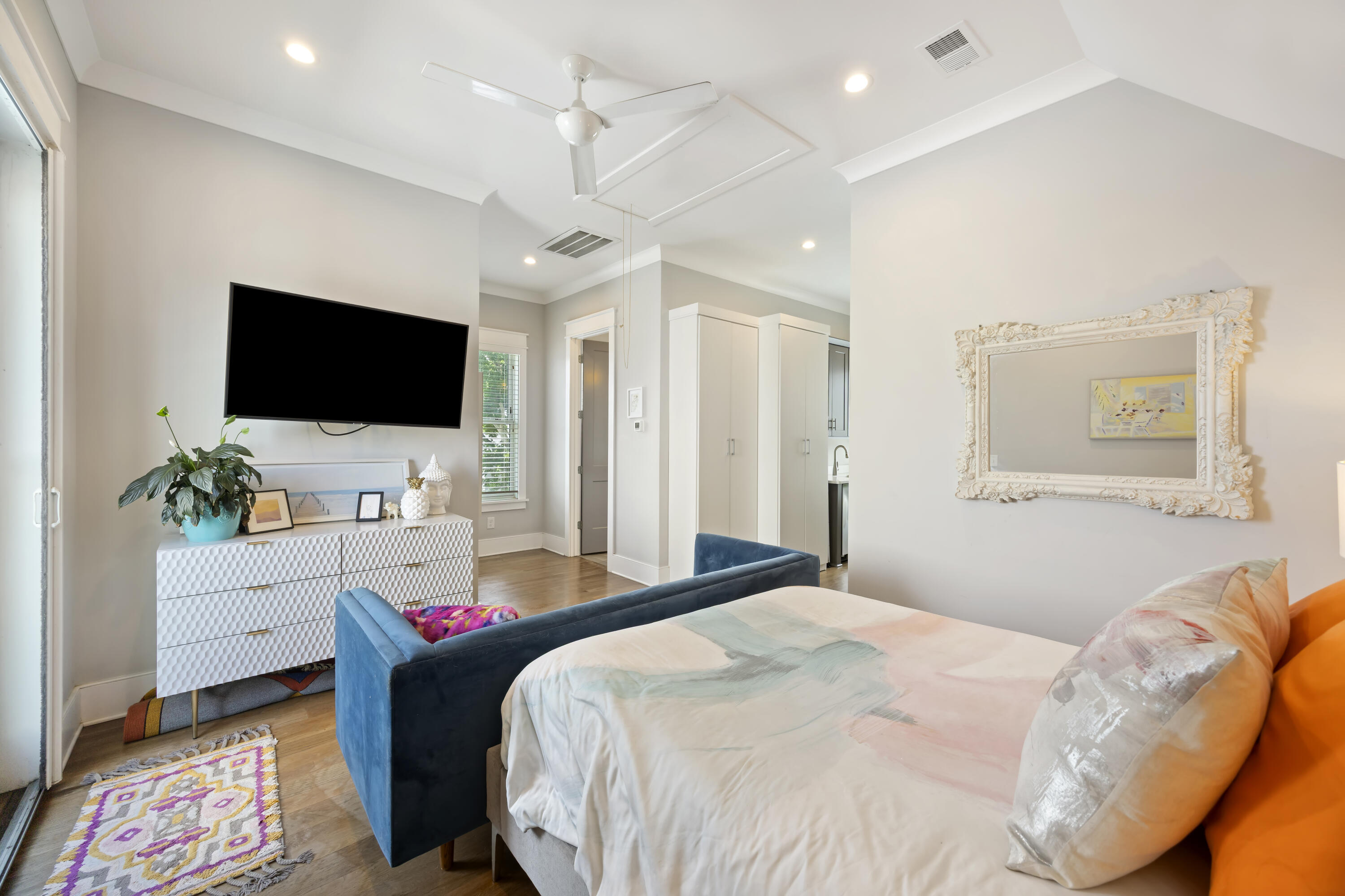 3 1/2 Maranda Holmes Street