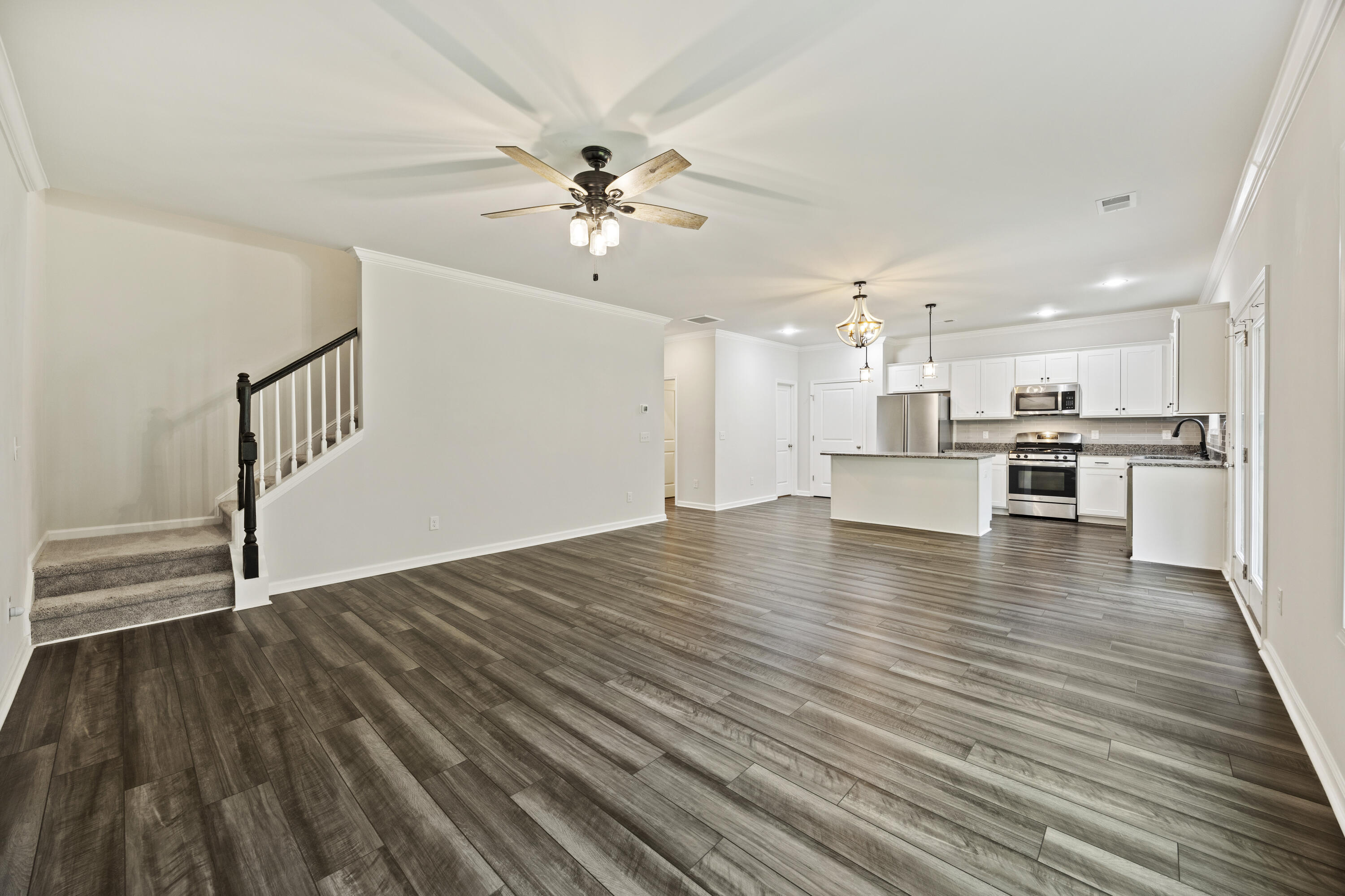296 Torslanda Lane
