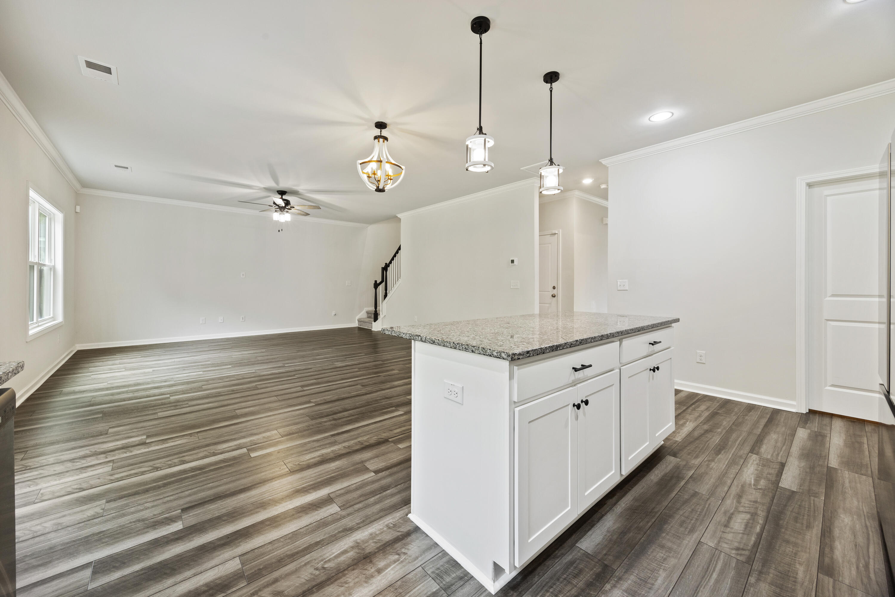 296 Torslanda Lane