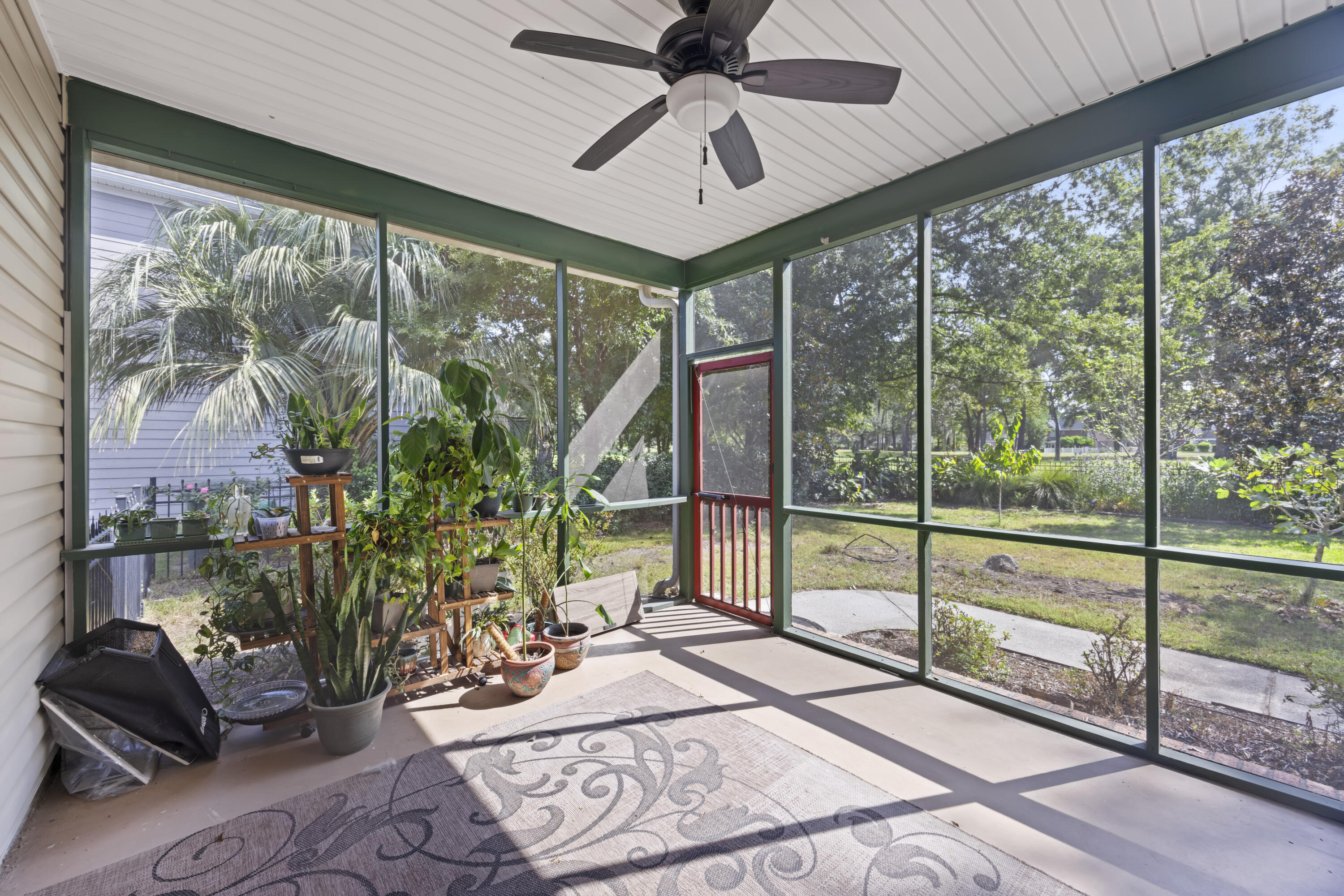 1338 Roma Road