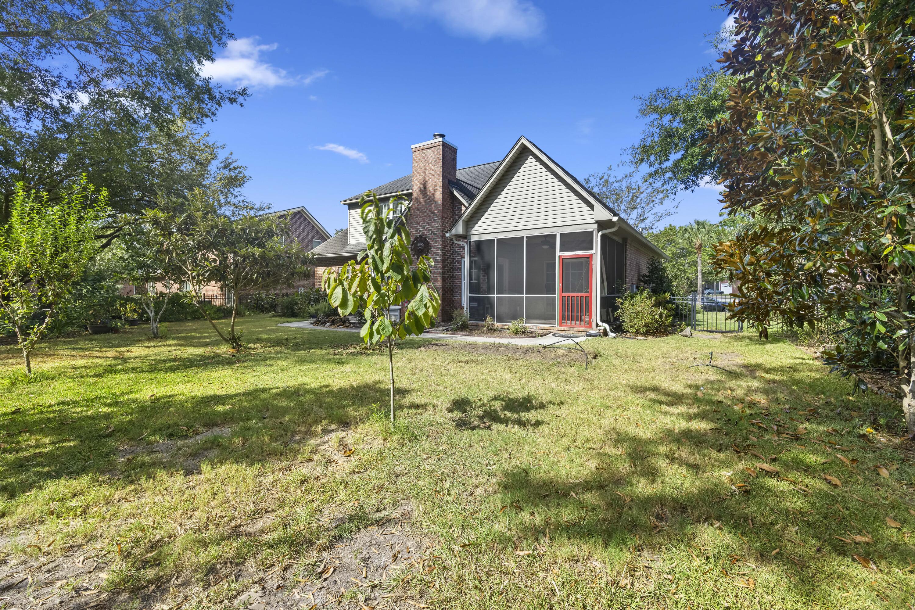 1338 Roma Road