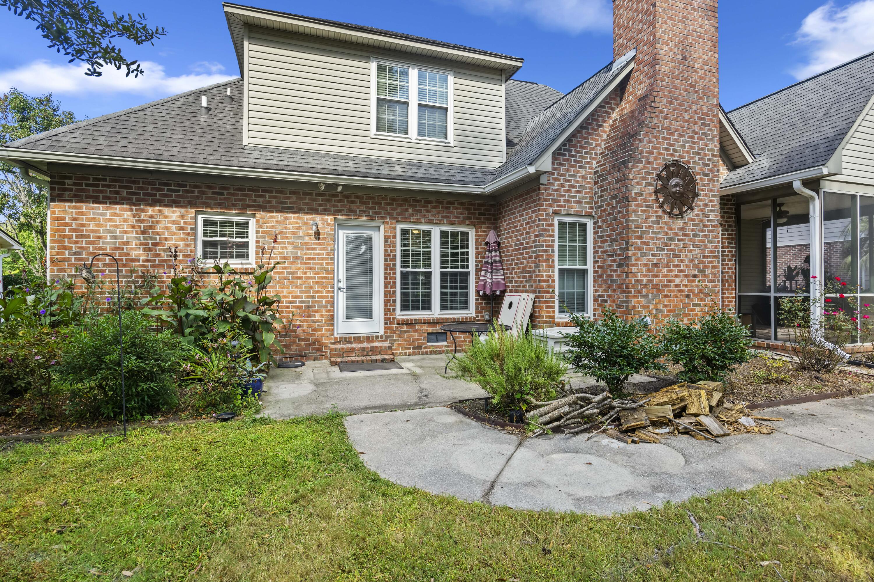 1338 Roma Road