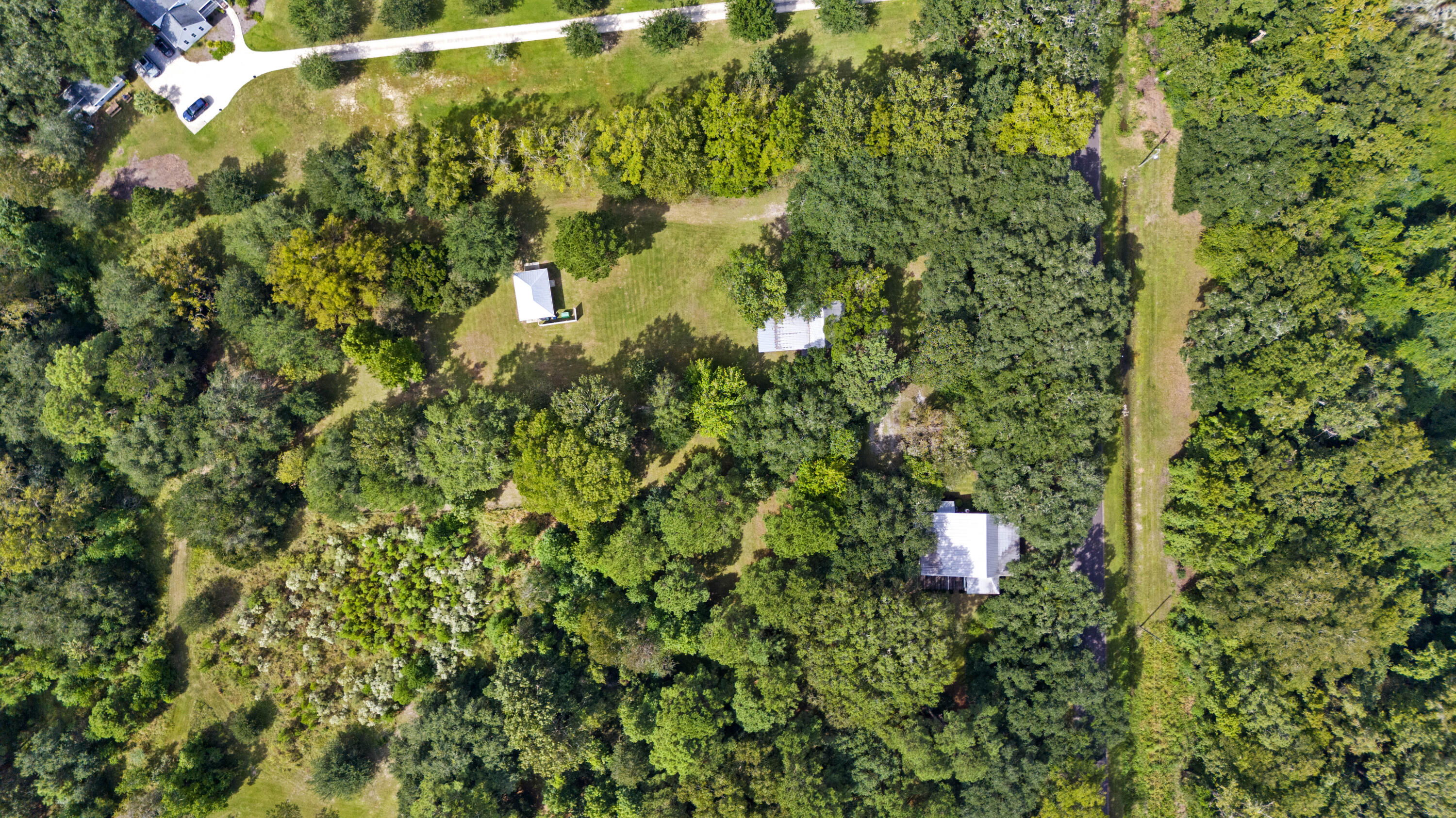 1095 Hughes Road