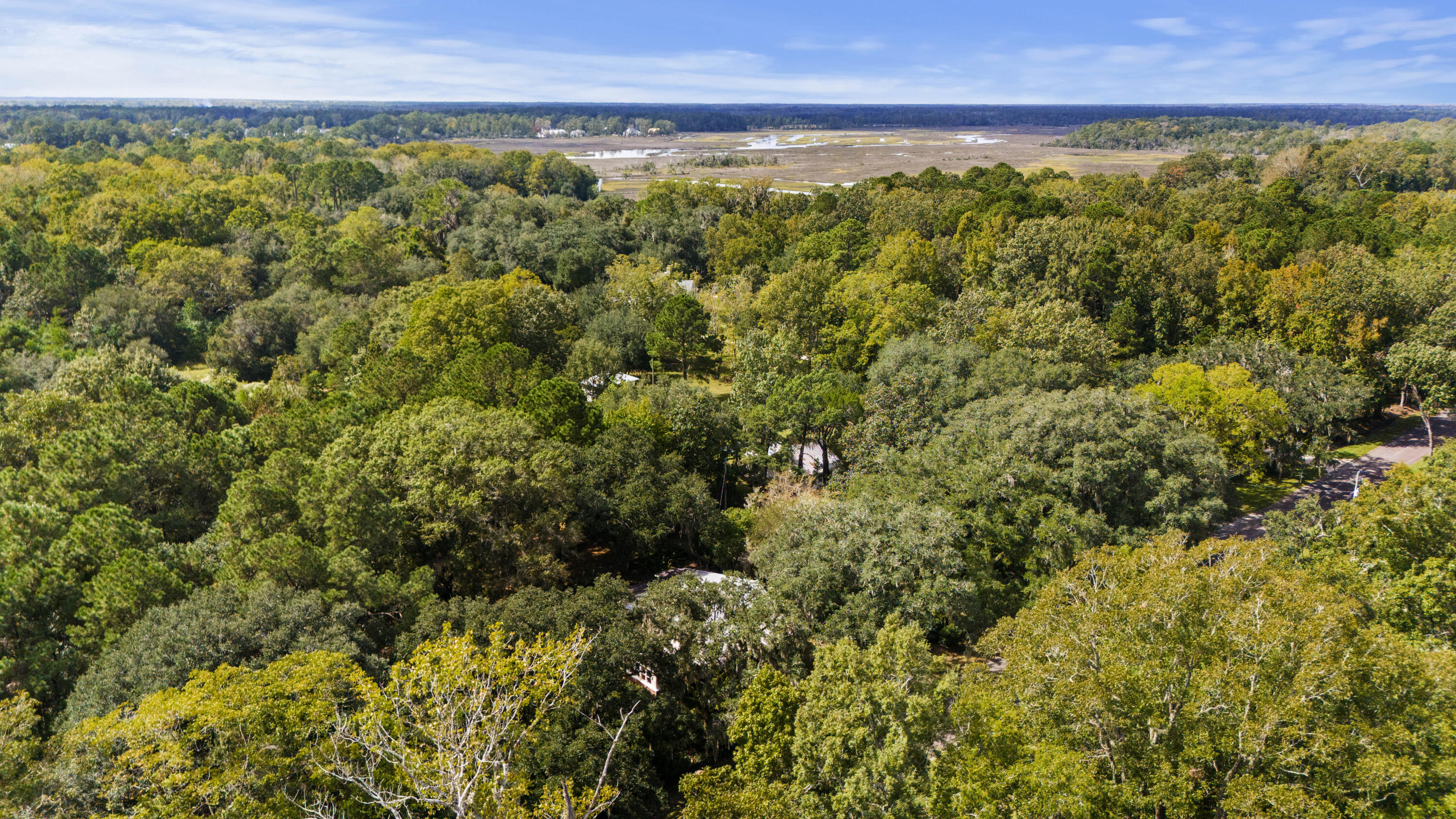 1095 Hughes Road