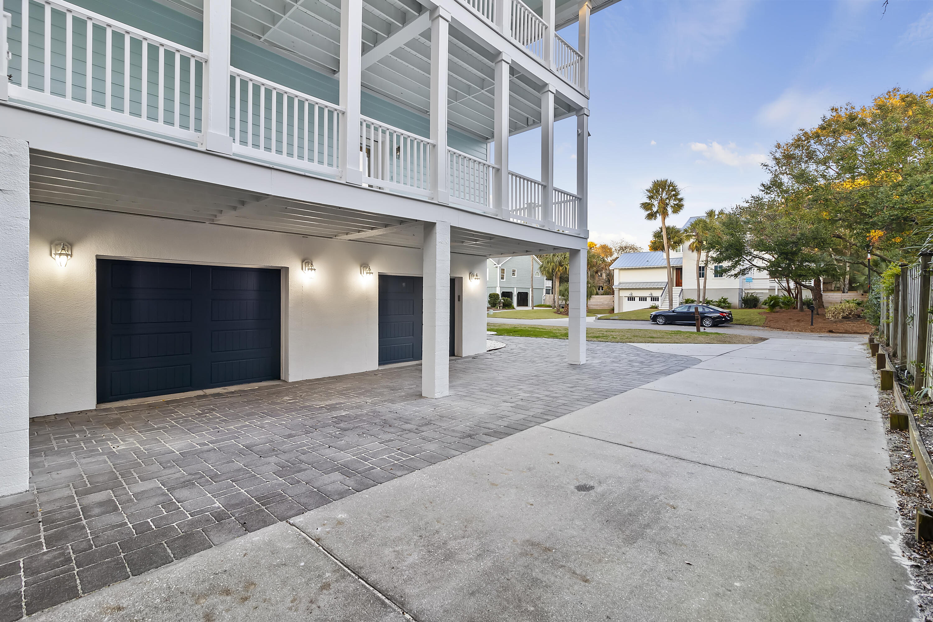 15 42nd Avenue