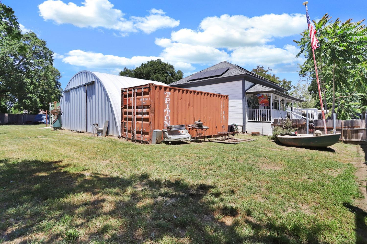 18425 E Hwy 88
