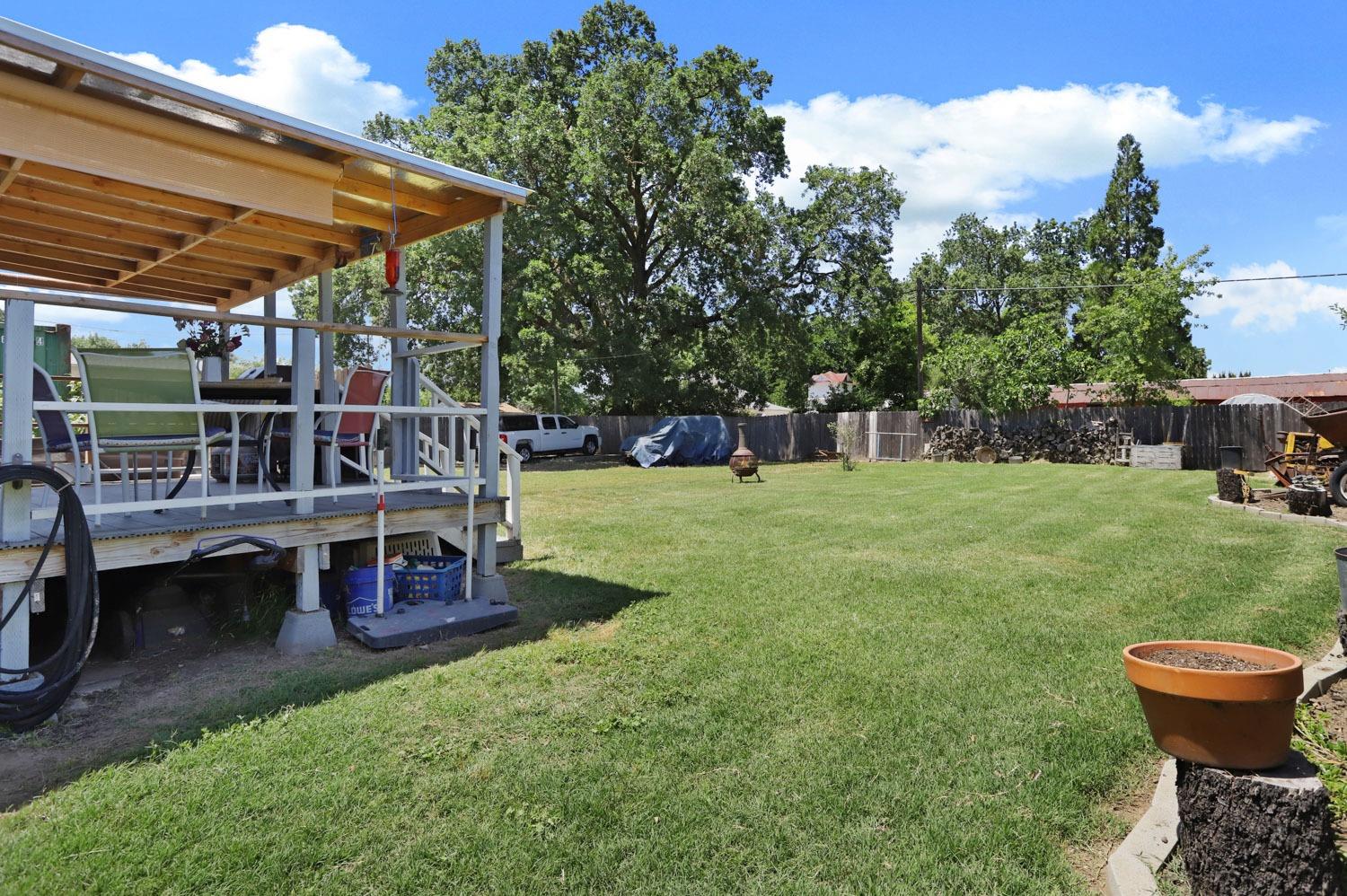 18425 E Hwy 88