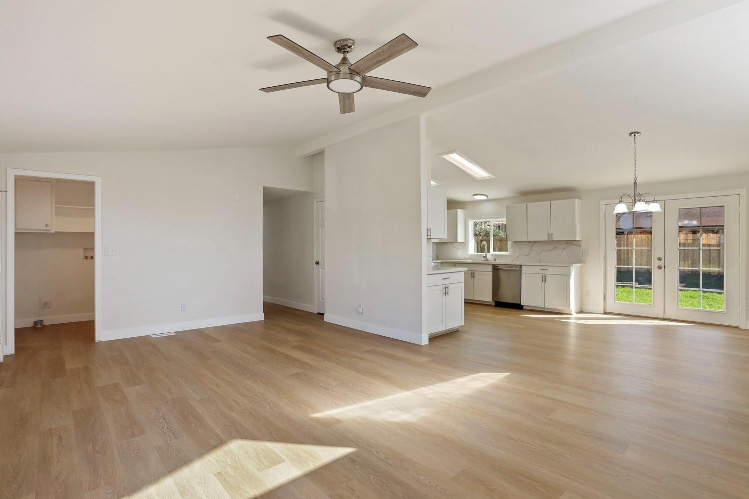369 Deer Field Circle