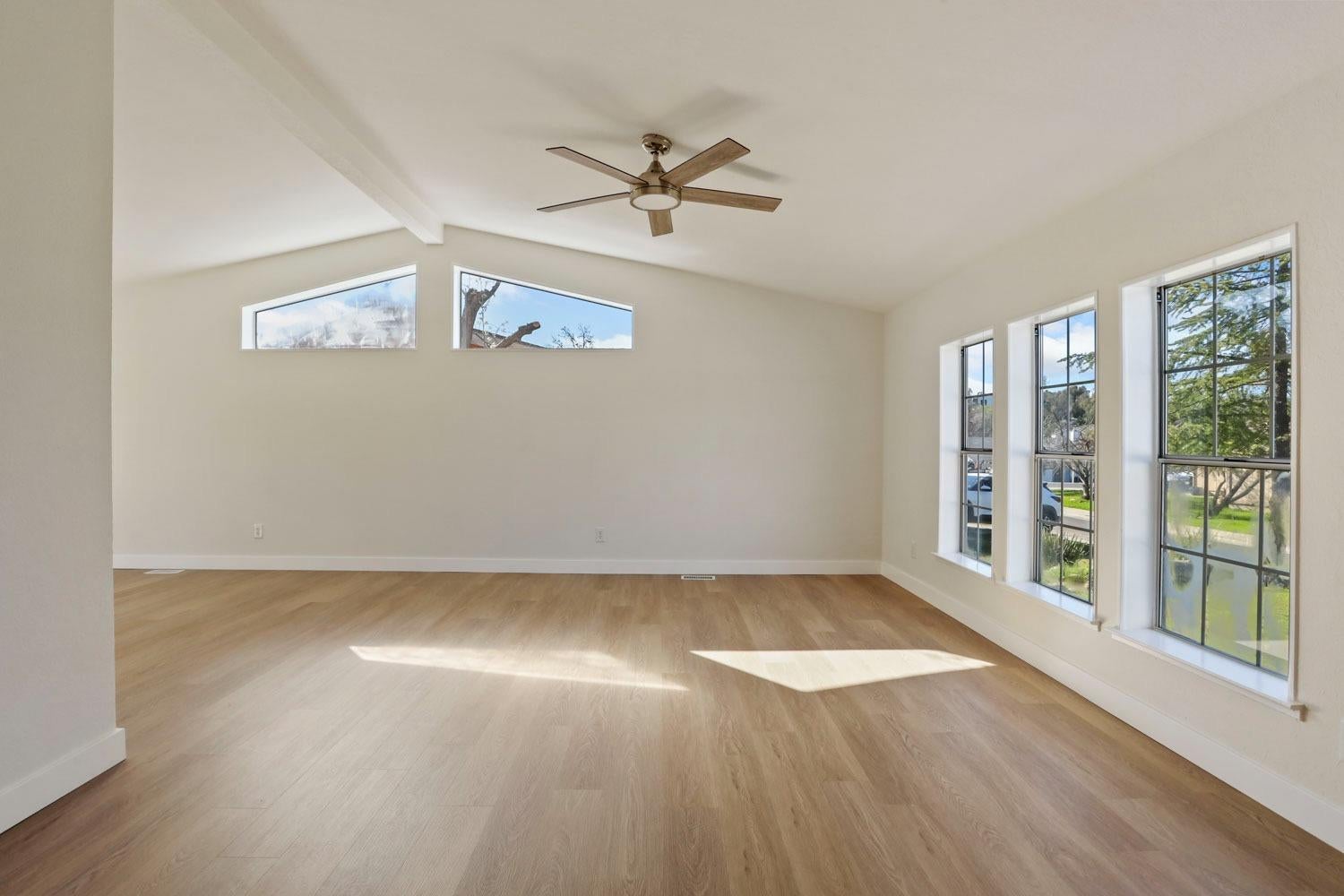 369 Deer Field Circle