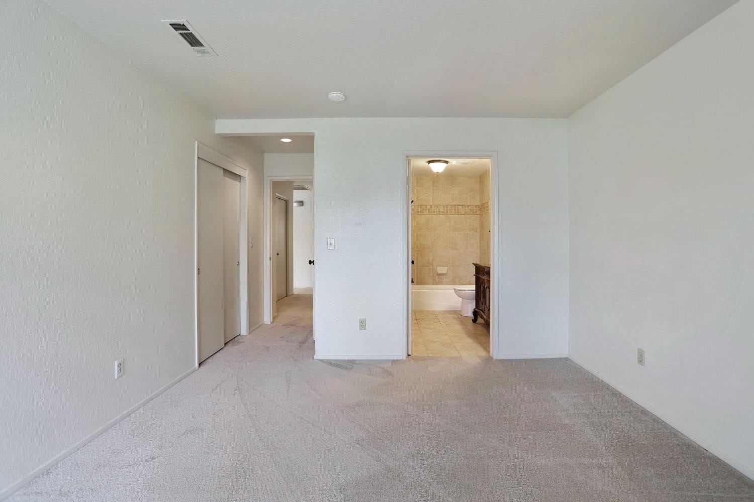 1631 W Swain Road