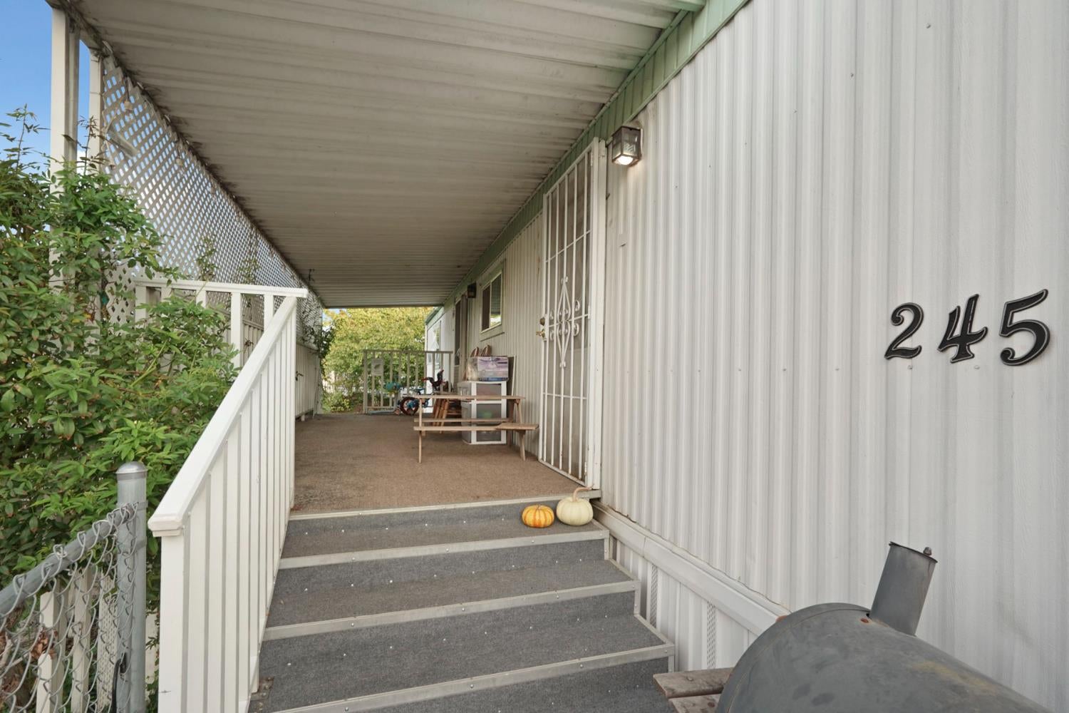 5100 N Hwy 99 245