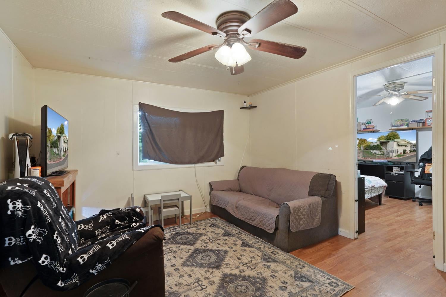 5100 N Hwy 99 245