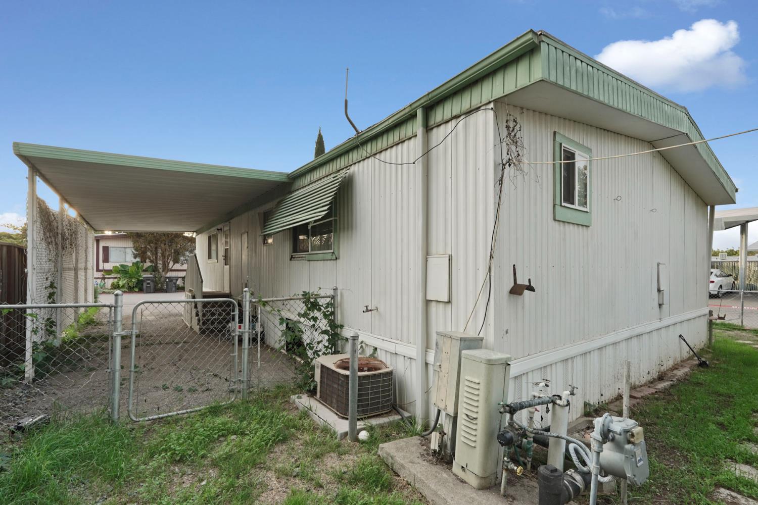 5100 N Hwy 99 245