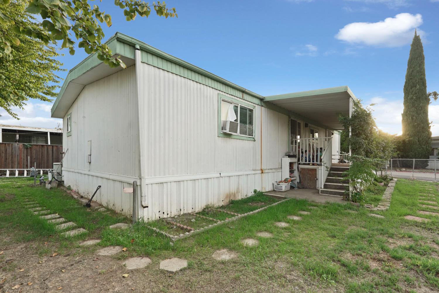 5100 N Hwy 99 245