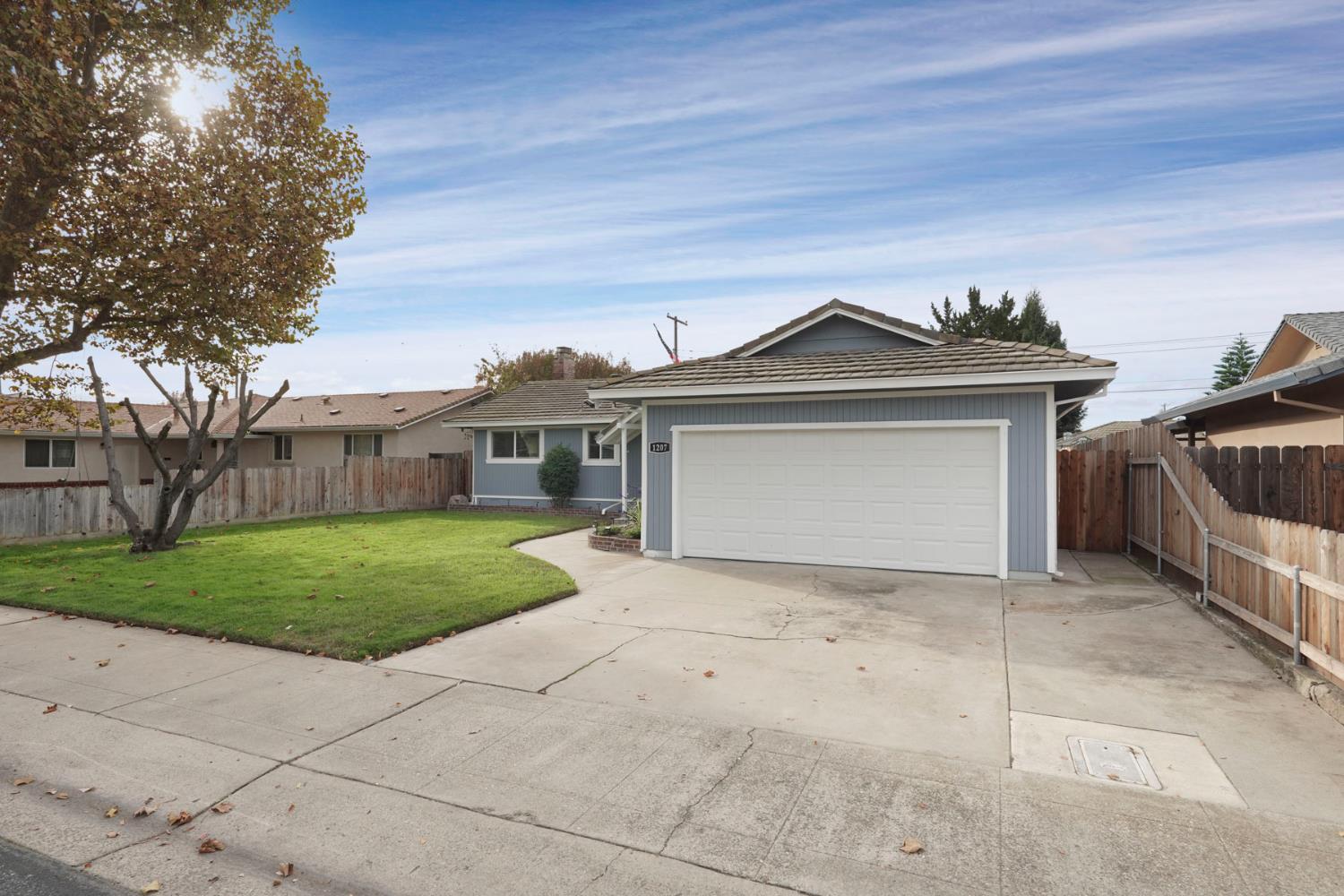1207 S Crescent Avenue
