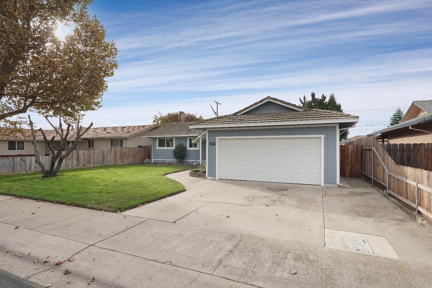 1207 S Crescent Avenue