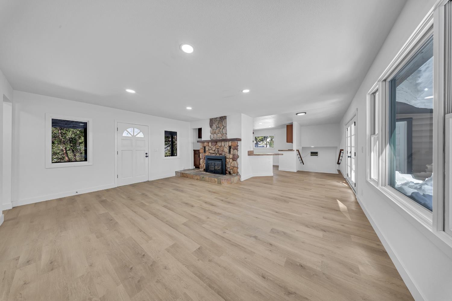 5449 Highway 4