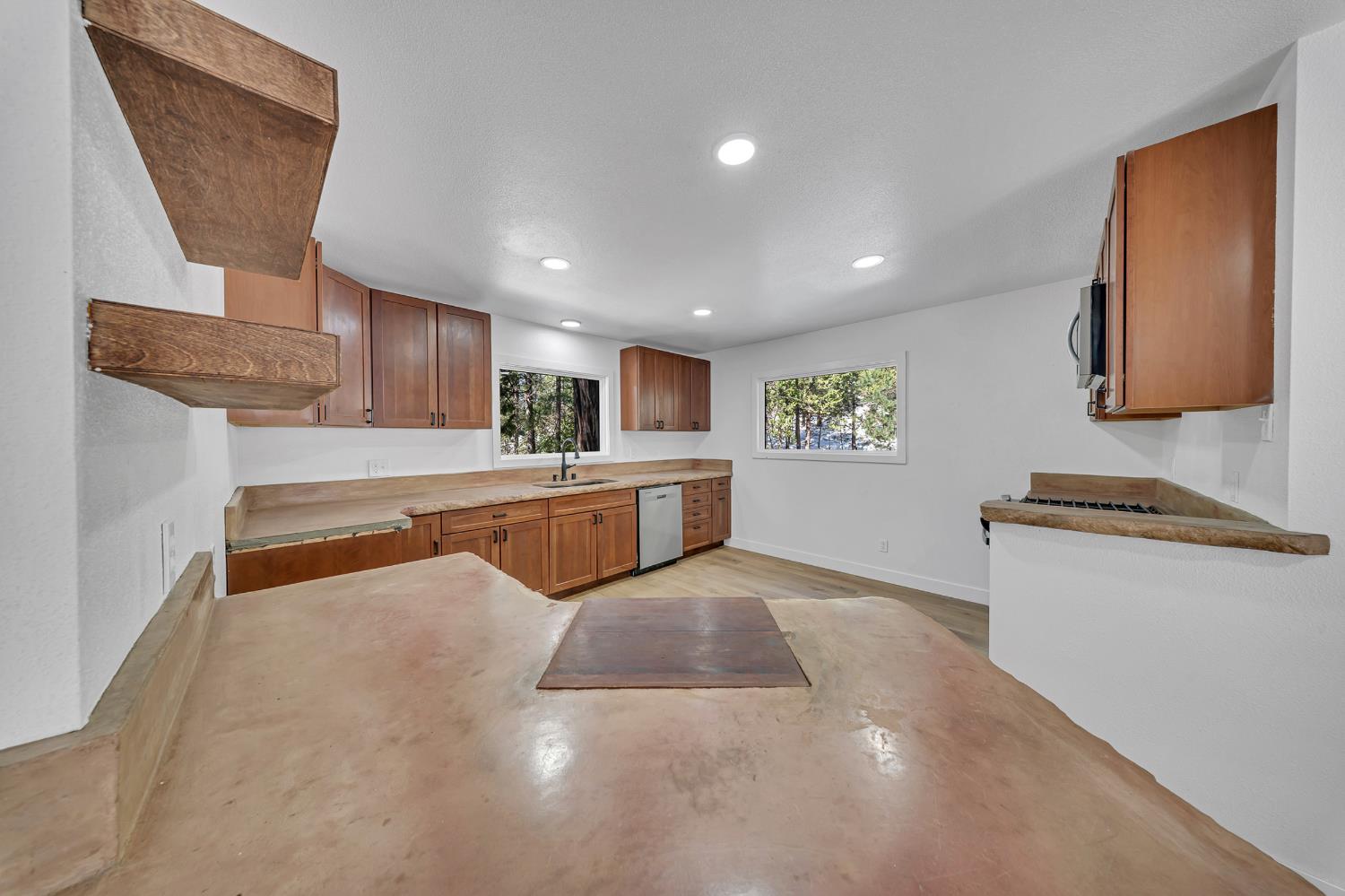 5449 Highway 4