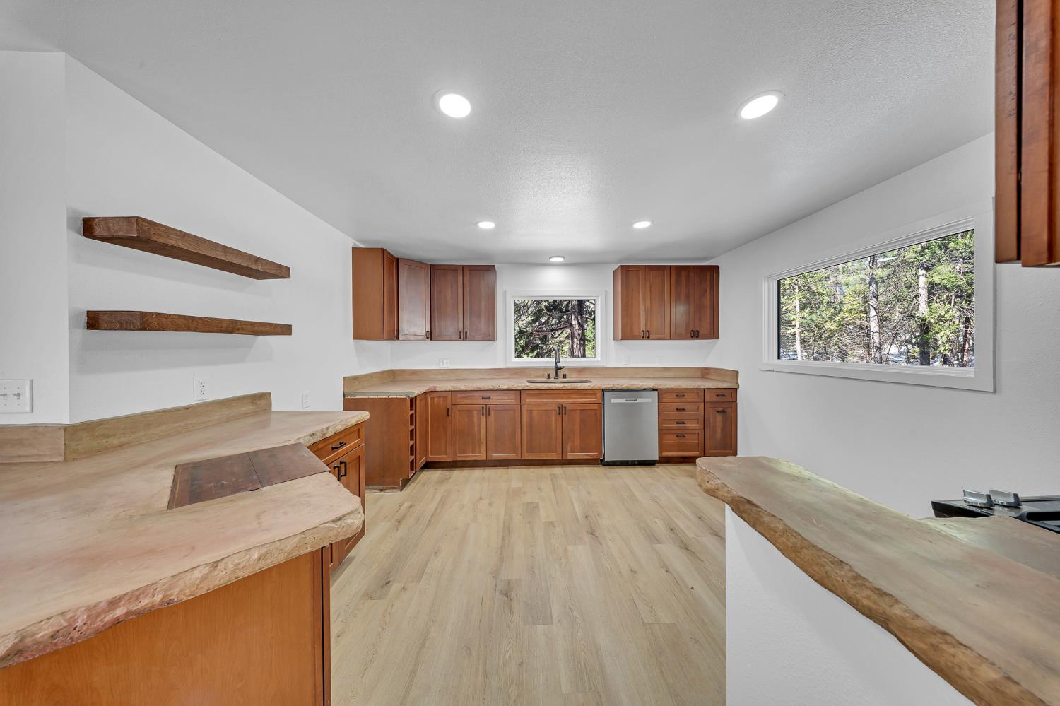 5449 Highway 4