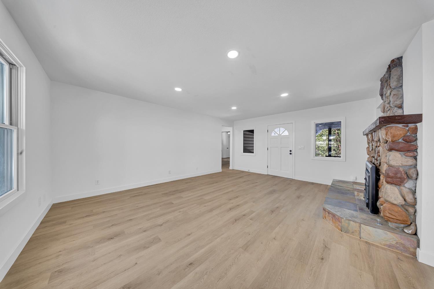 5449 Highway 4