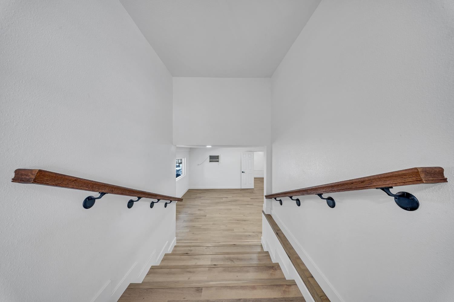 5449 Highway 4