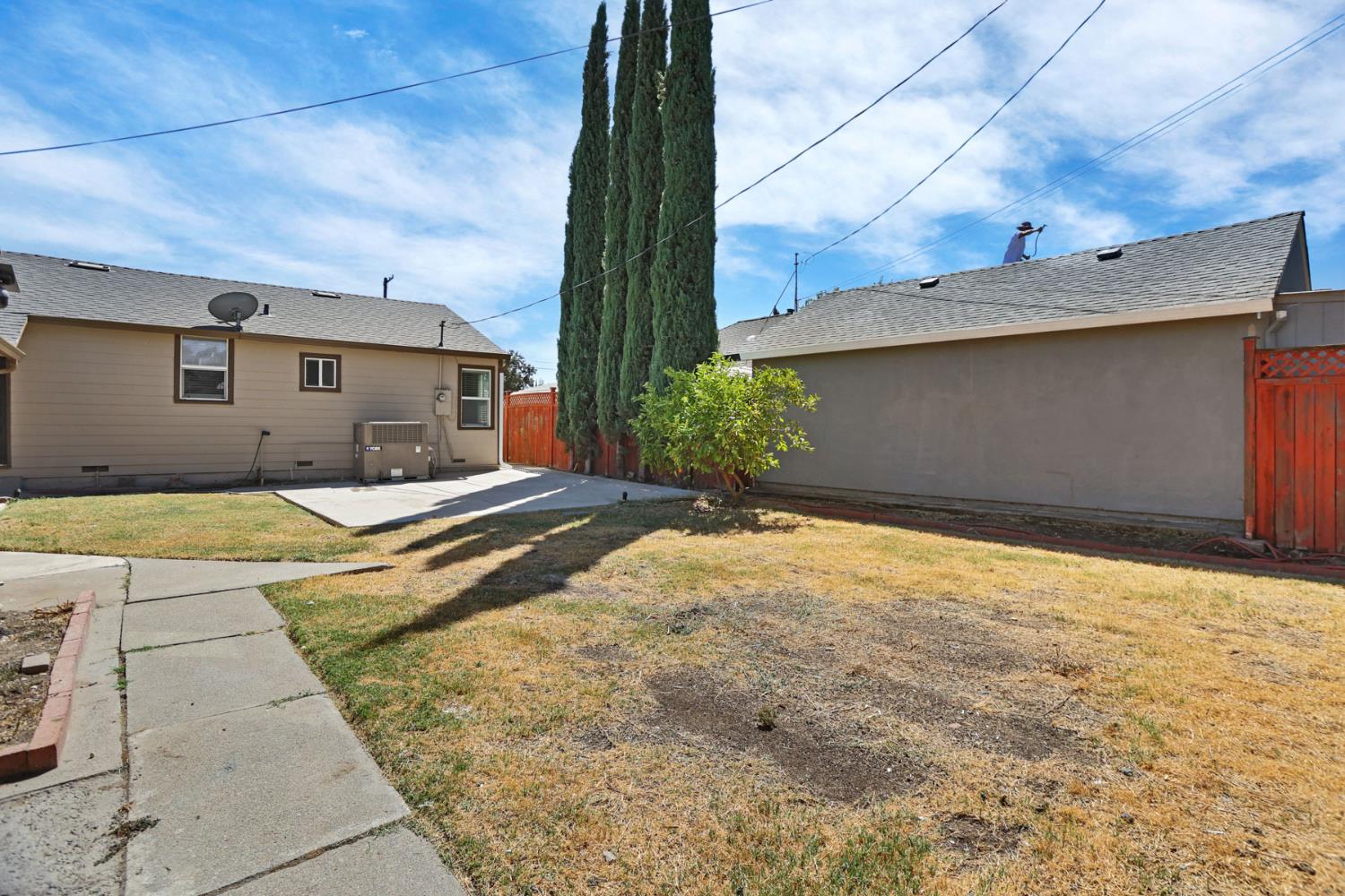 1543 Country Club Boulevard