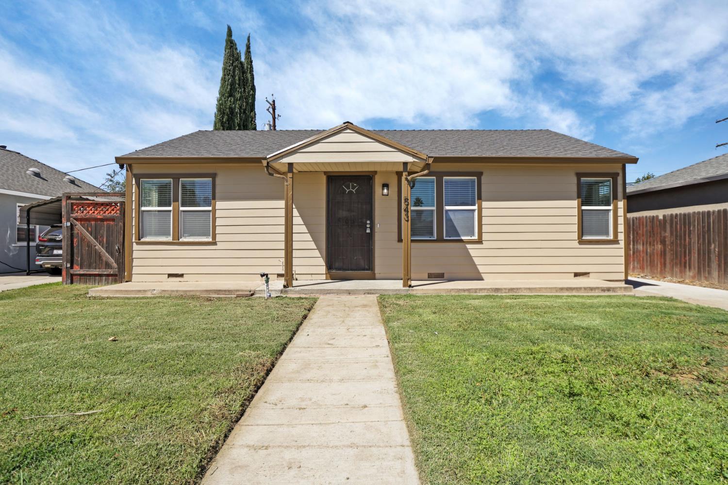 1543 Country Club Boulevard