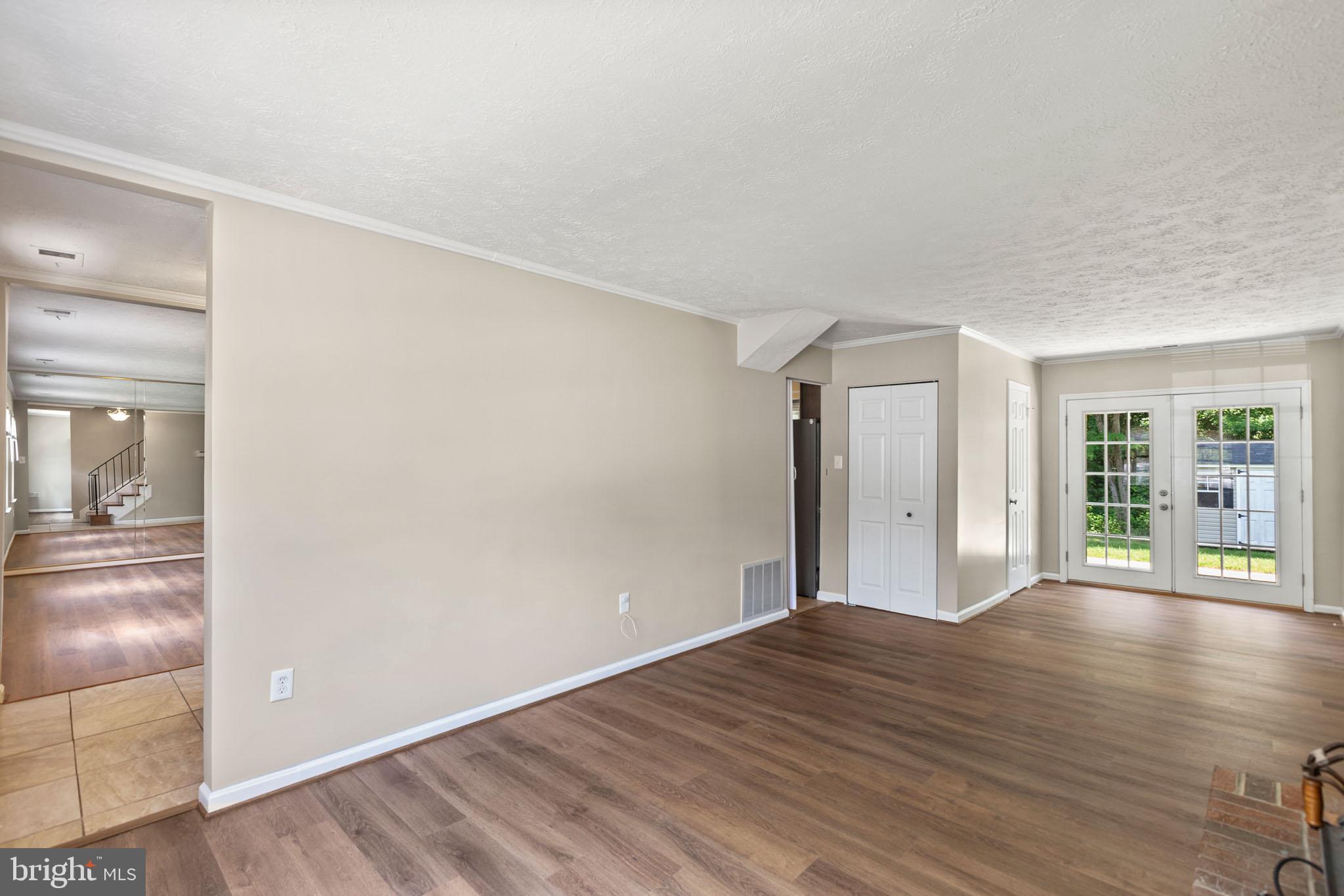 2324 KENT COURT