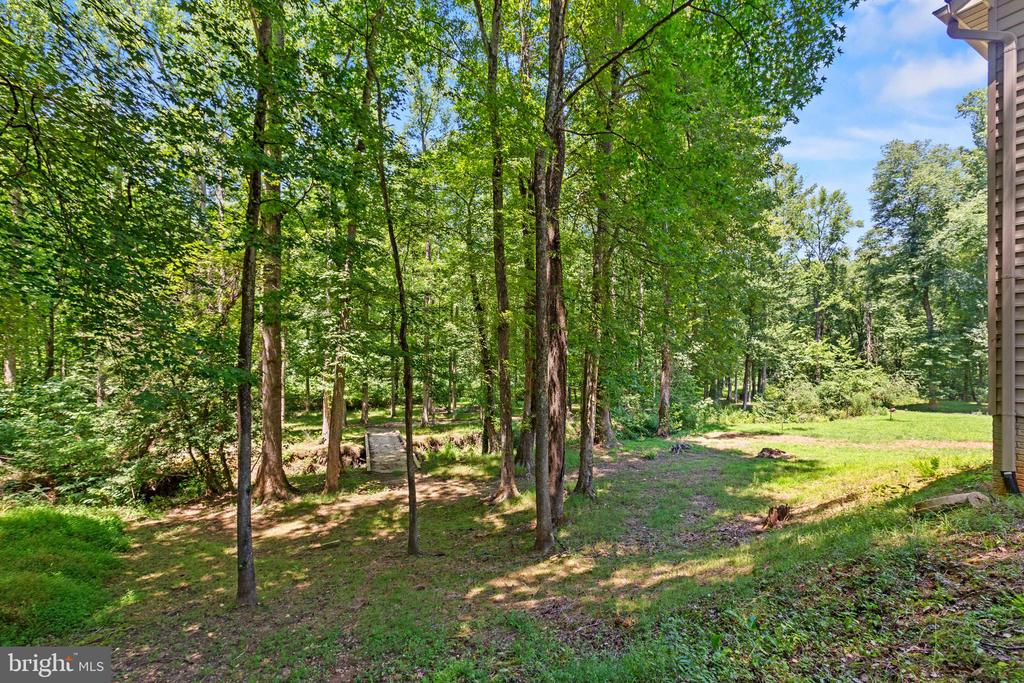 9175 DUBOIS ROAD