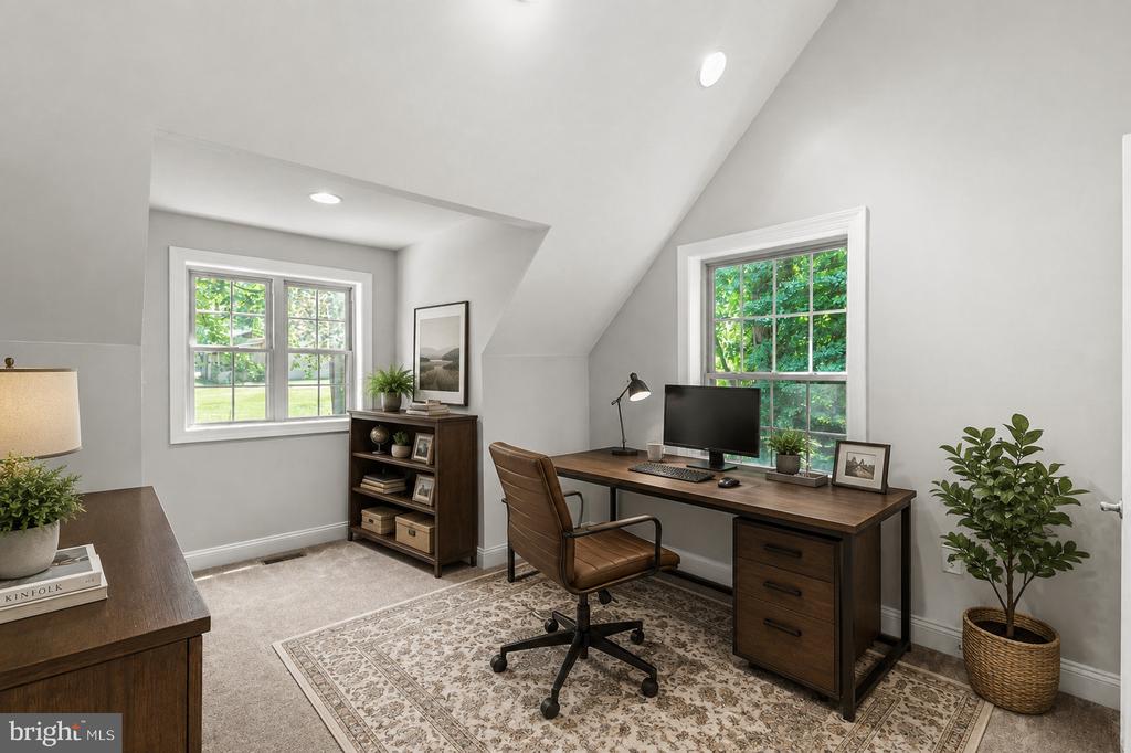 9175 DUBOIS ROAD