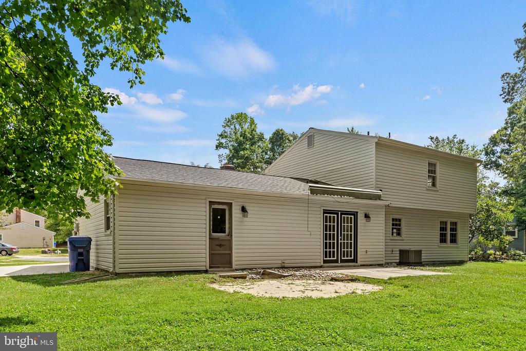2324 KENT COURT