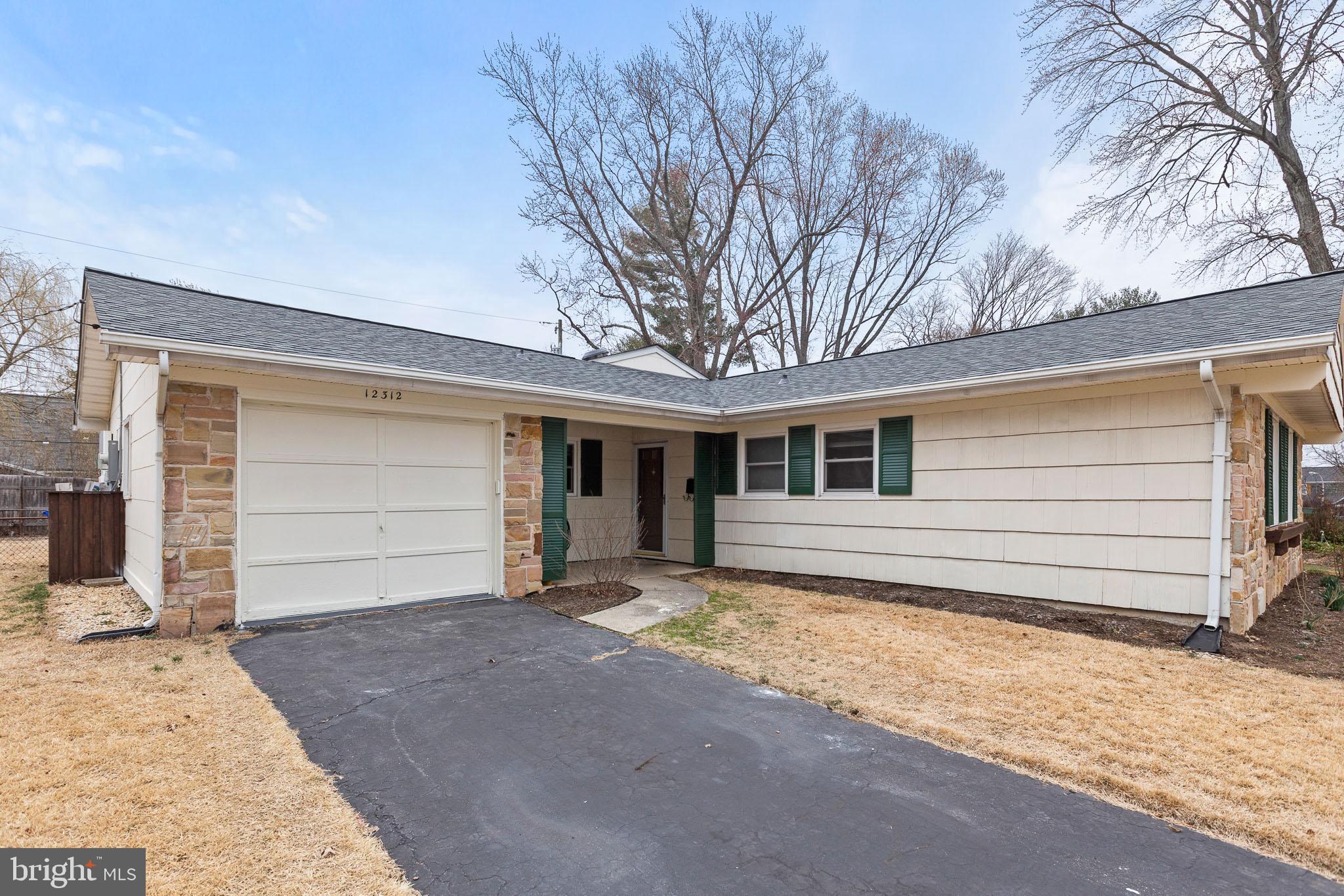 12312 MANVEL LANE