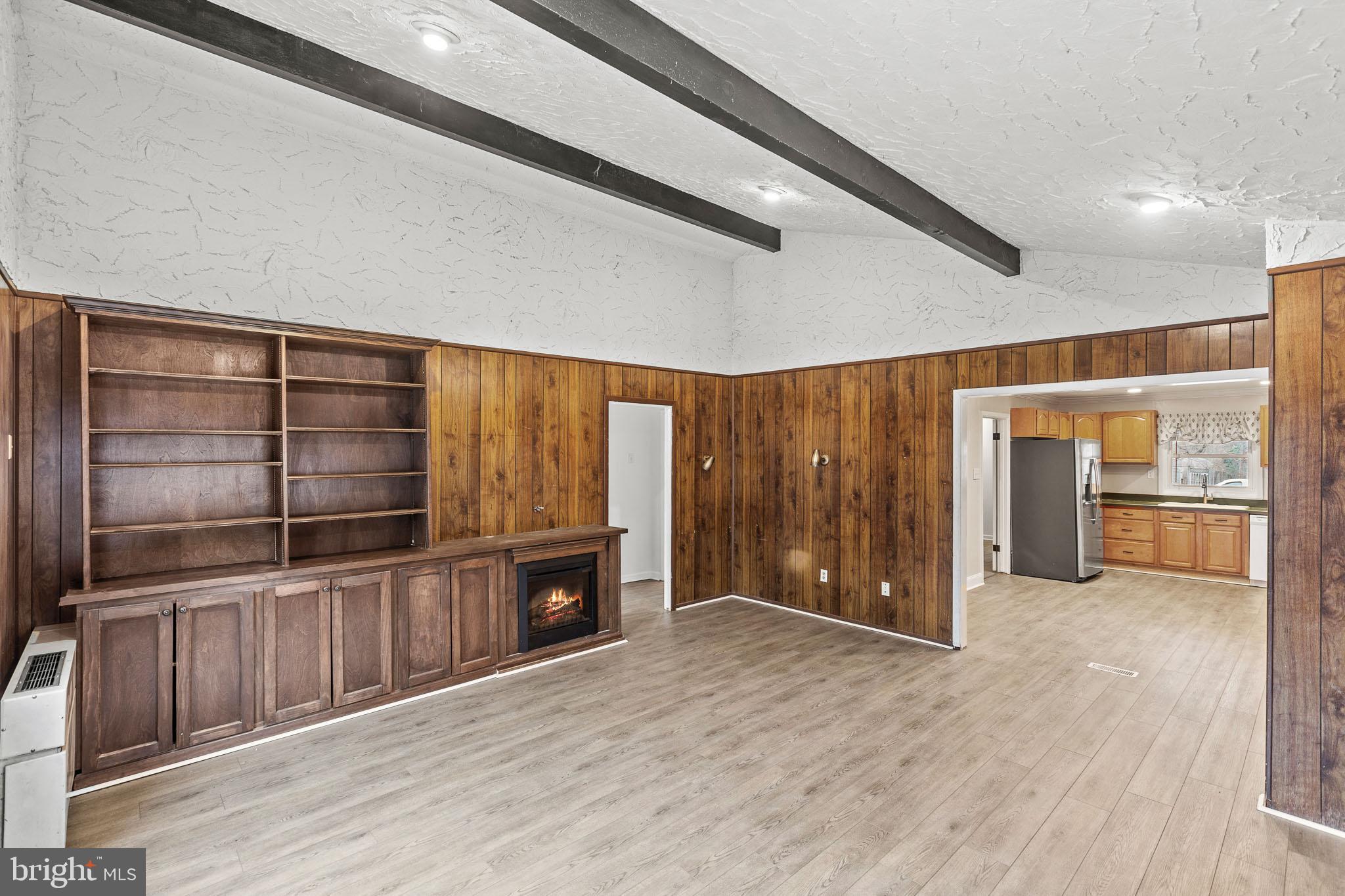 12312 MANVEL LANE