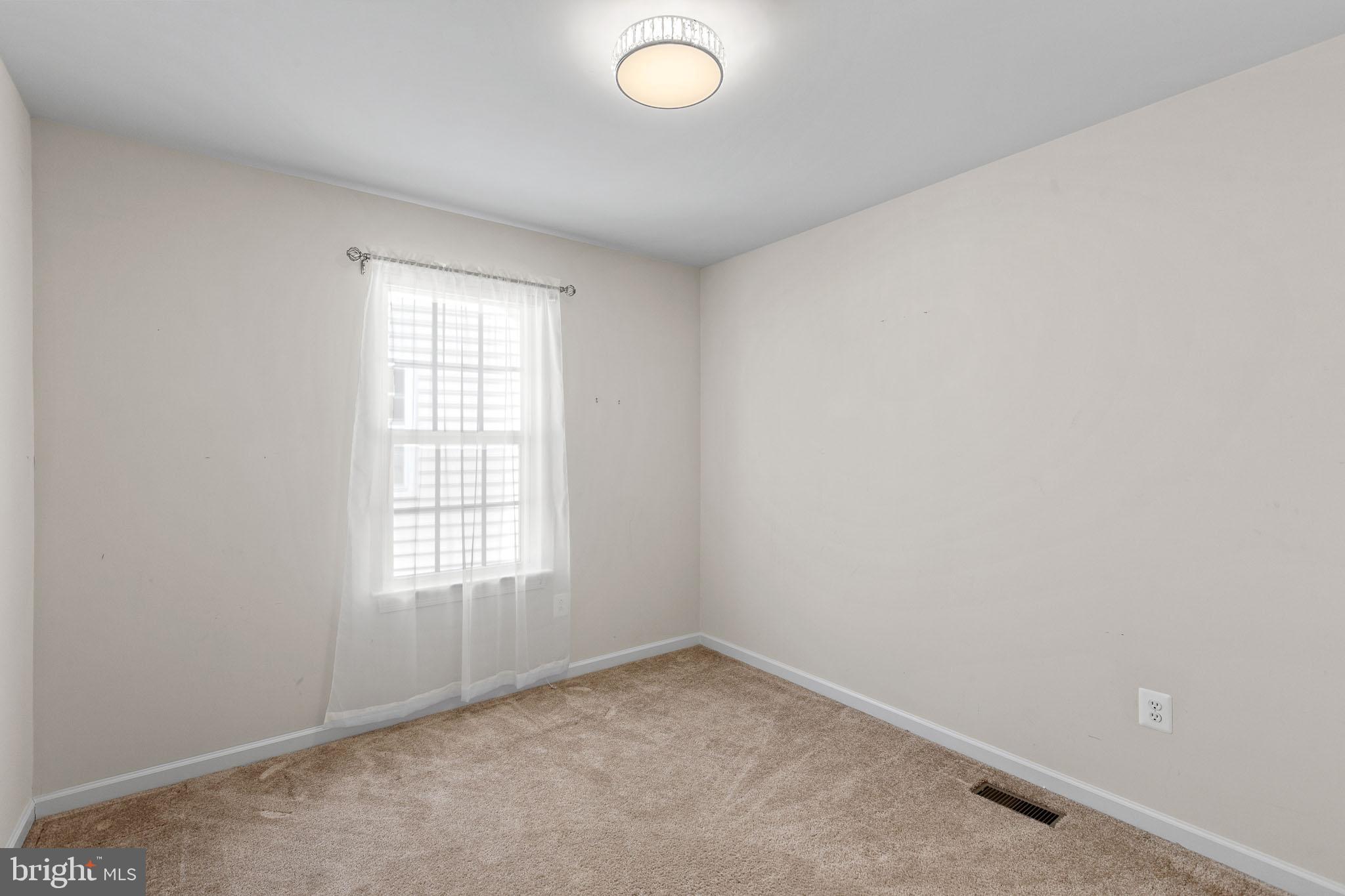 2710 BEECH ORCHARD LANE