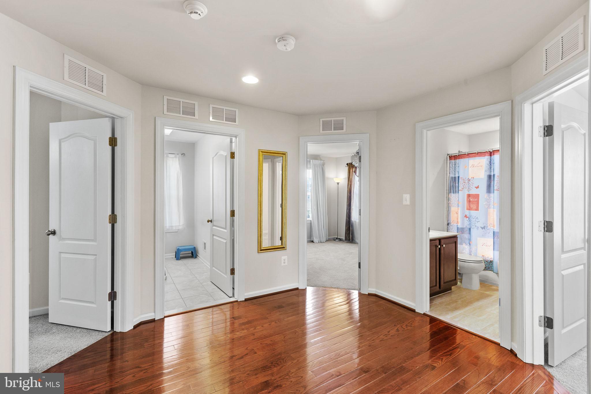 2710 BEECH ORCHARD LANE