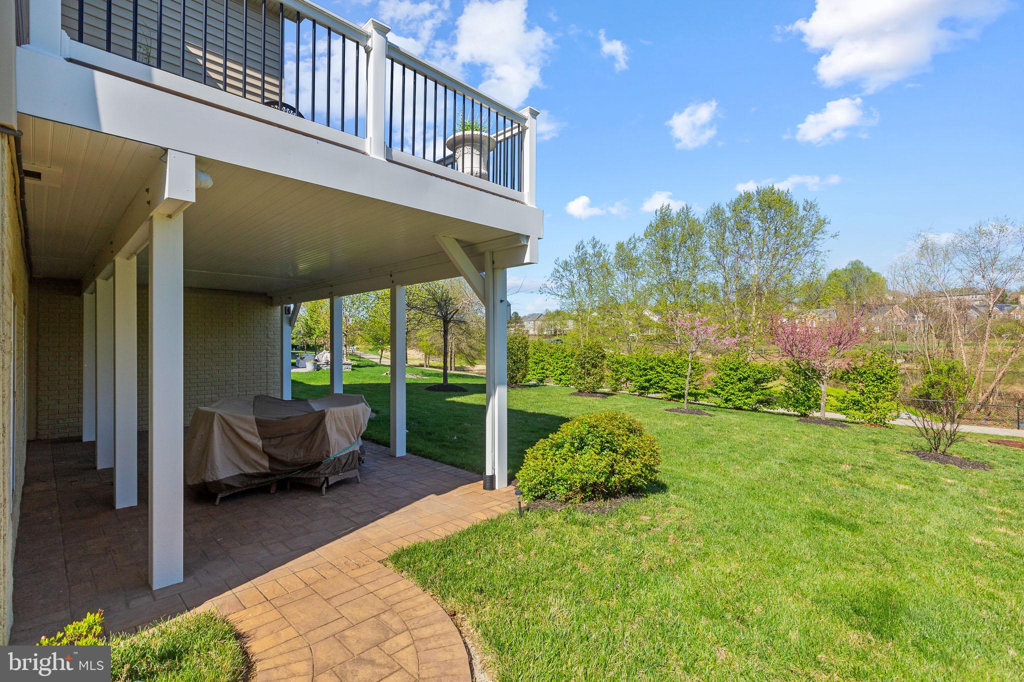 2710 BEECH ORCHARD LANE