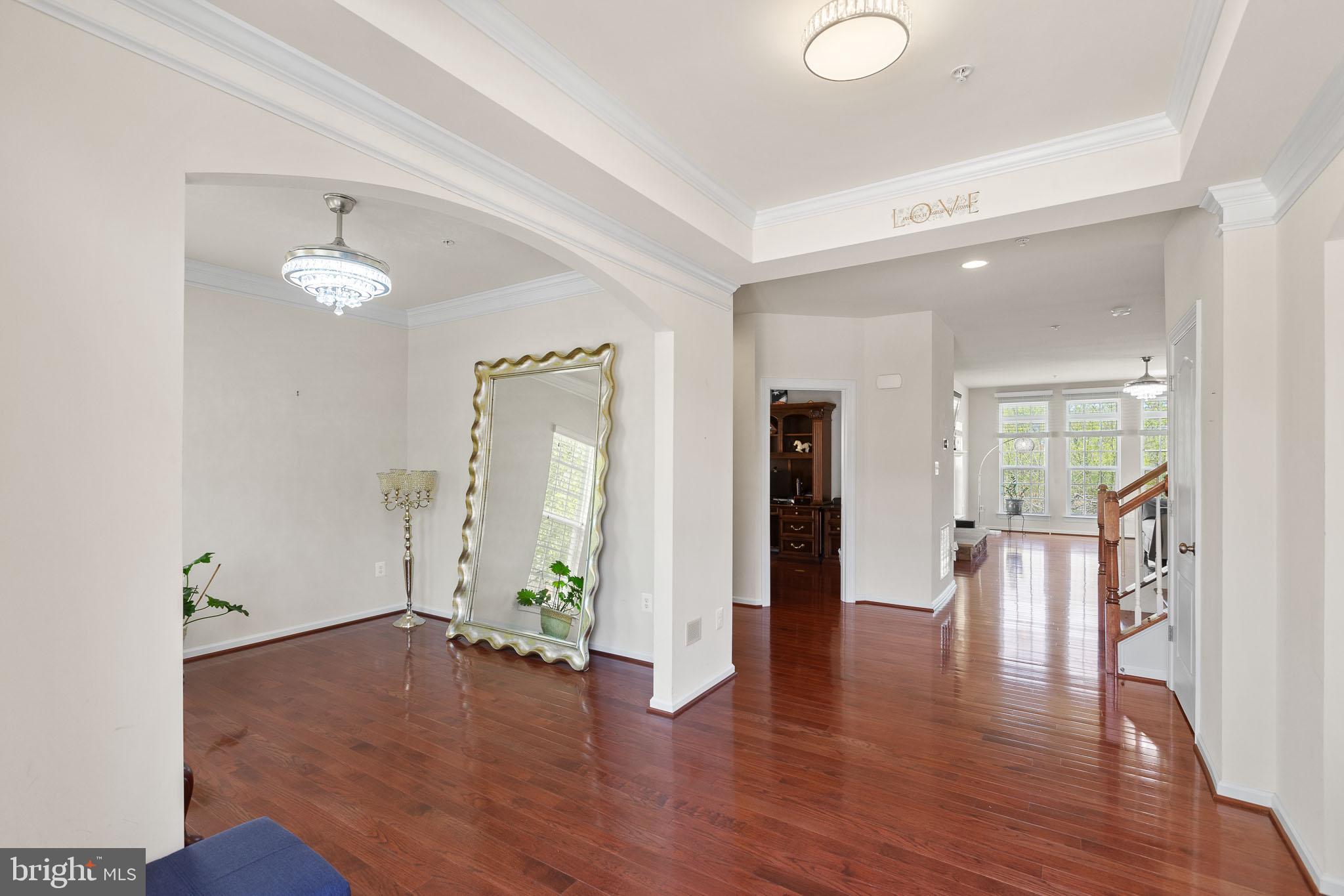 2710 BEECH ORCHARD LANE