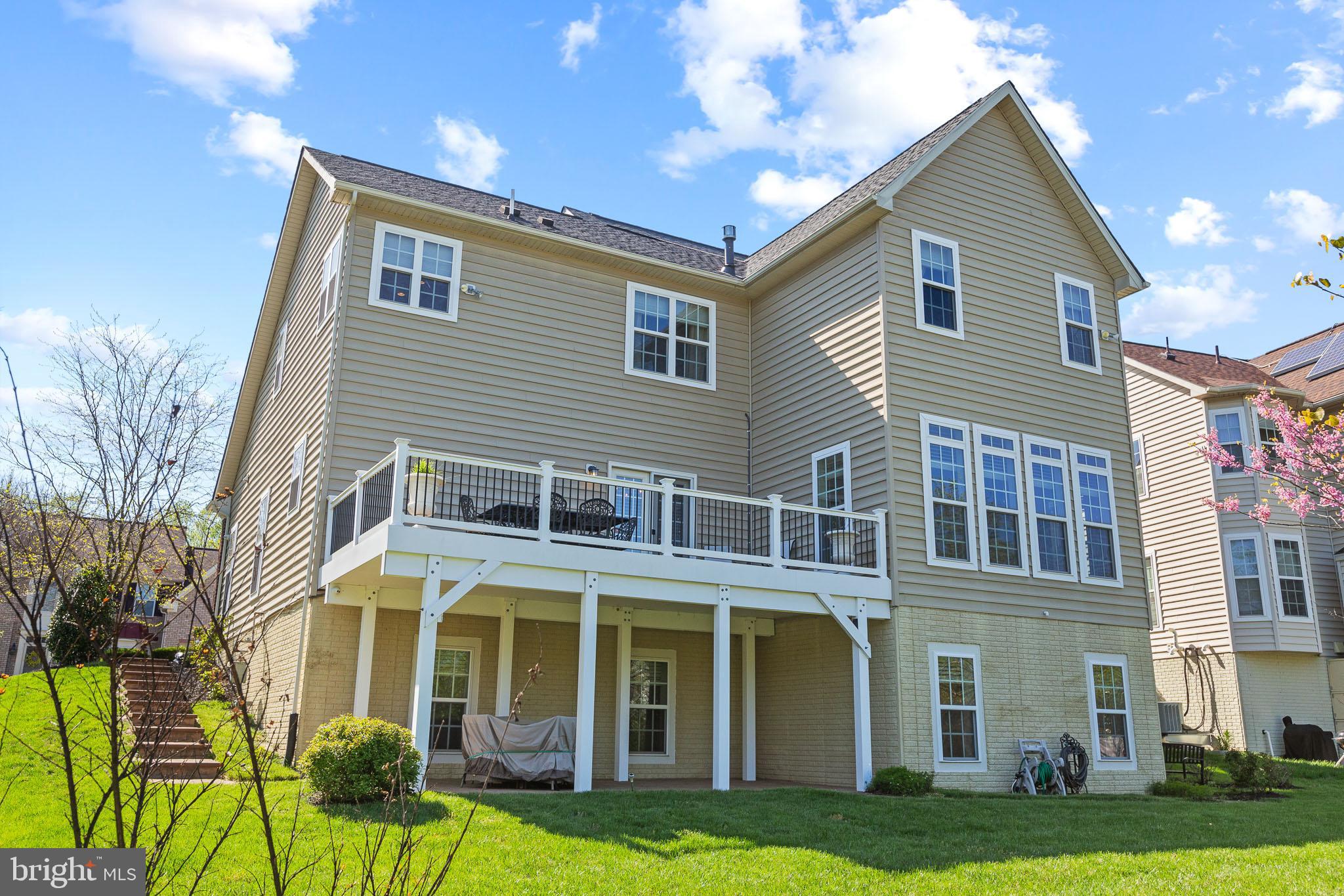 2710 BEECH ORCHARD LANE