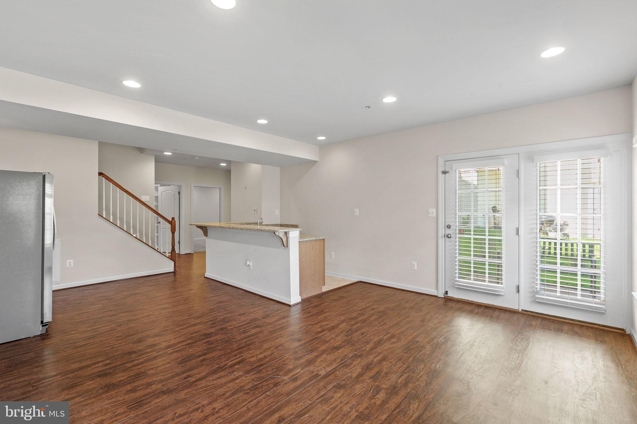 2710 BEECH ORCHARD LANE