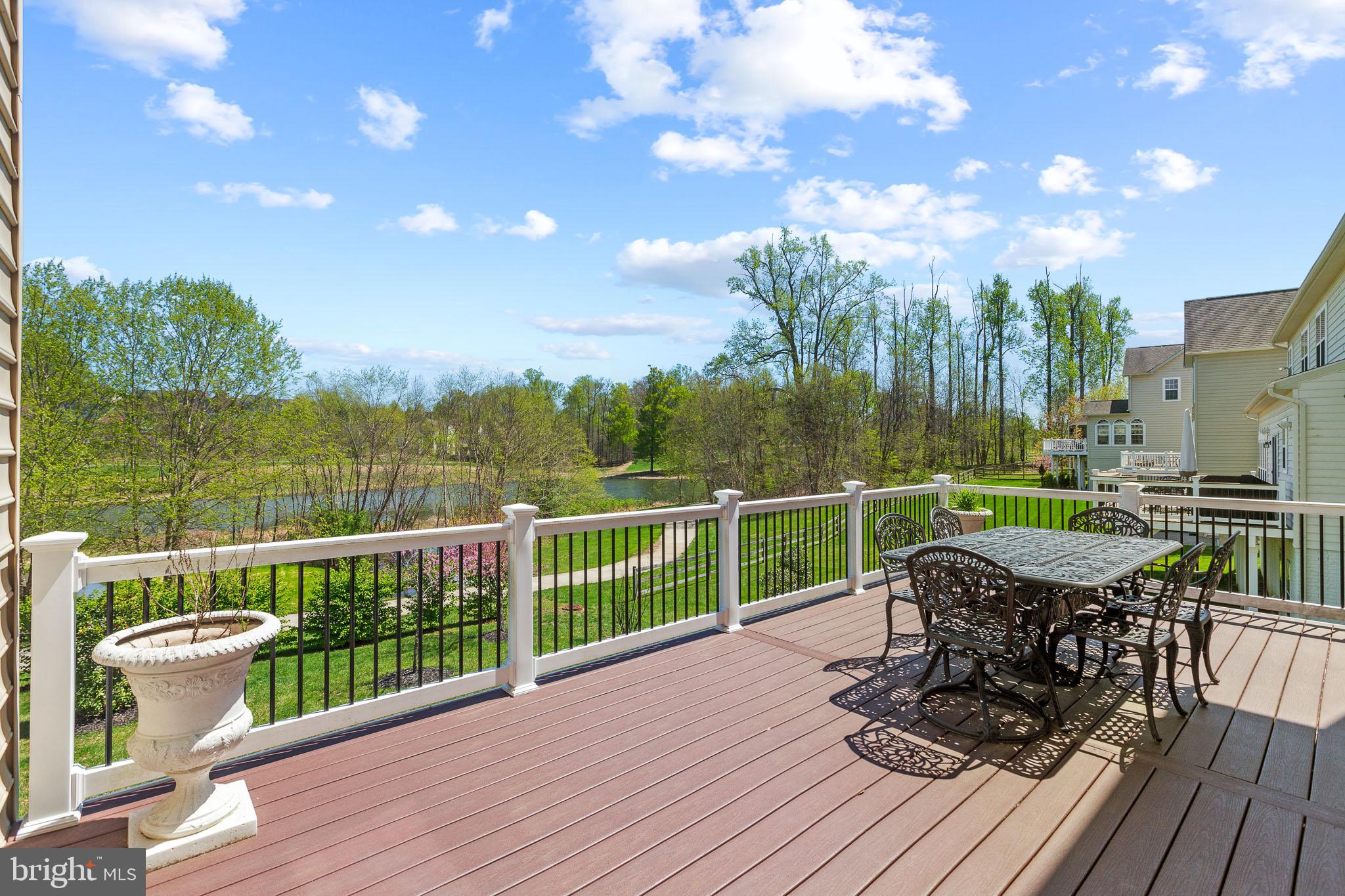 2710 BEECH ORCHARD LANE