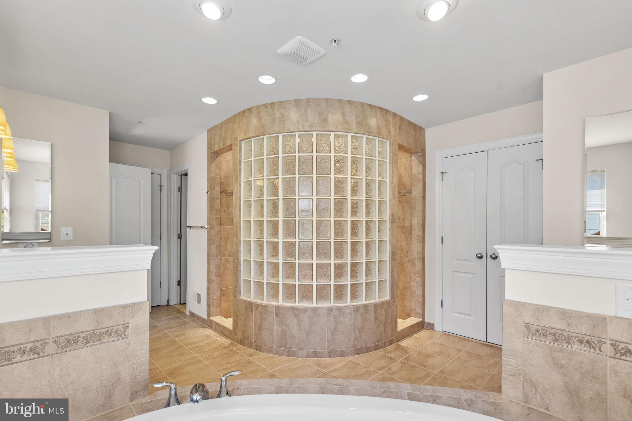 2710 BEECH ORCHARD LANE