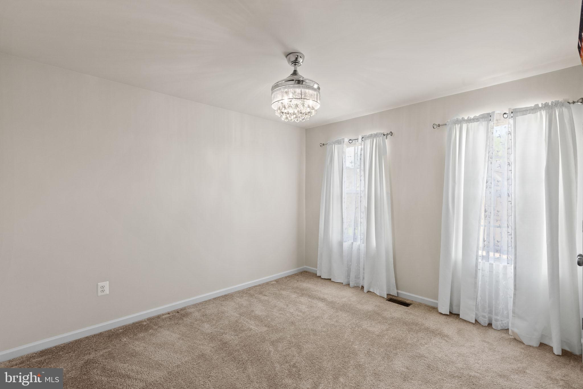 2710 BEECH ORCHARD LANE