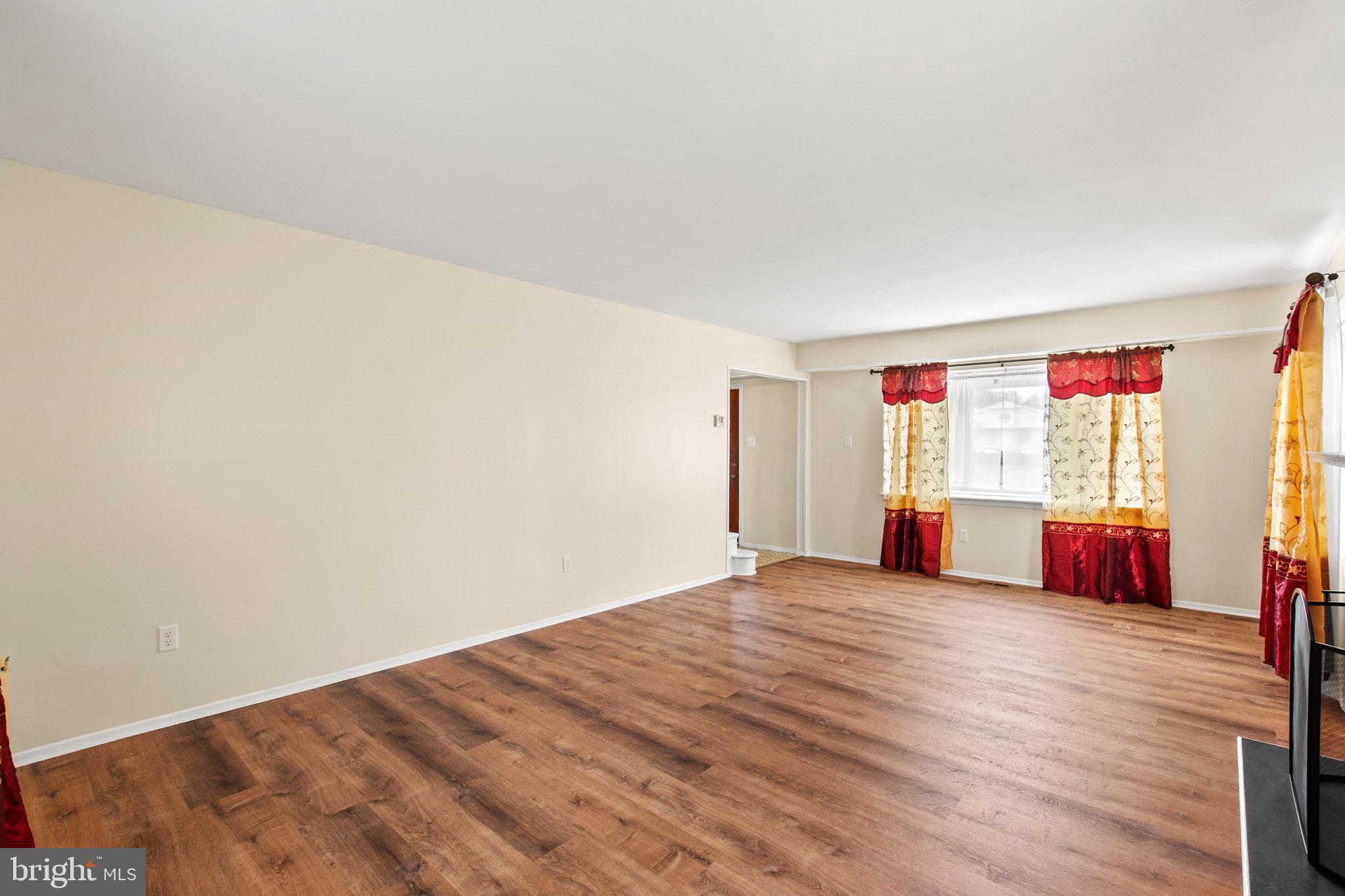 4004 CROYDON LANE