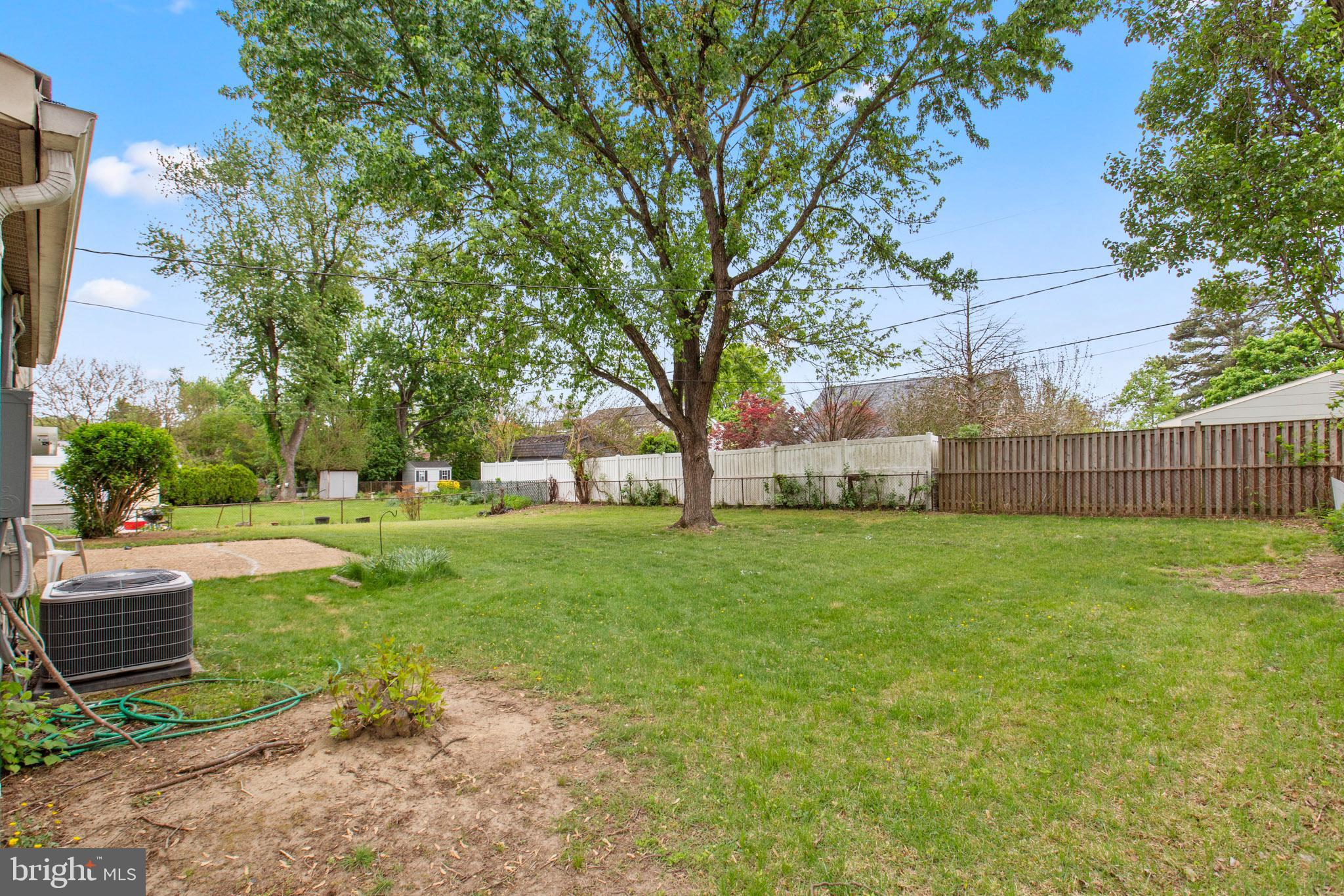 4004 CROYDON LANE
