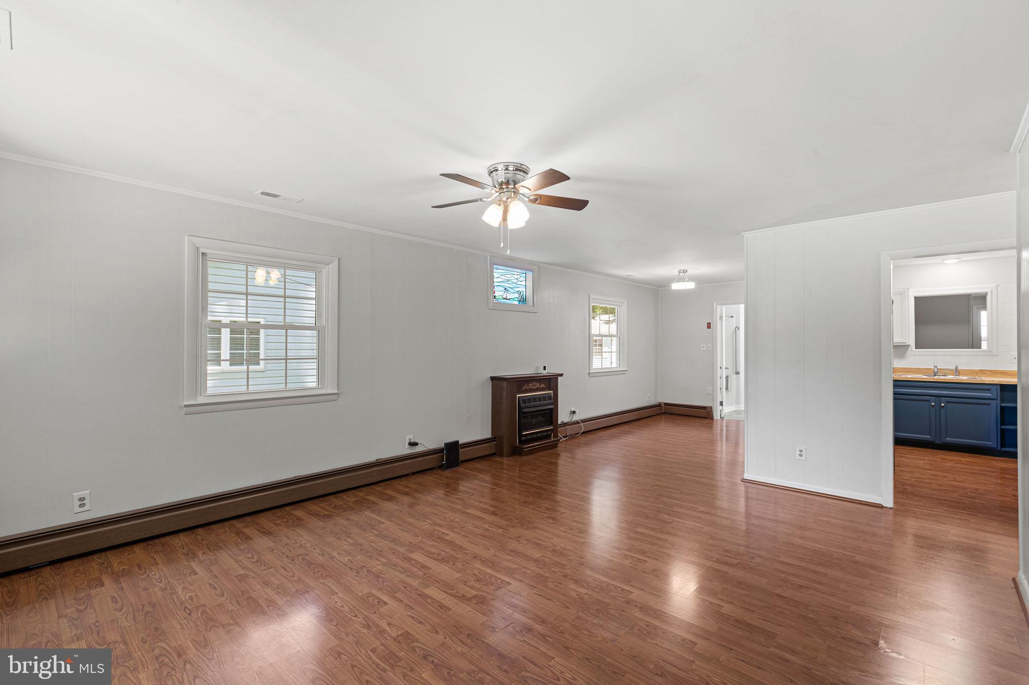 18352 RIVER ROAD