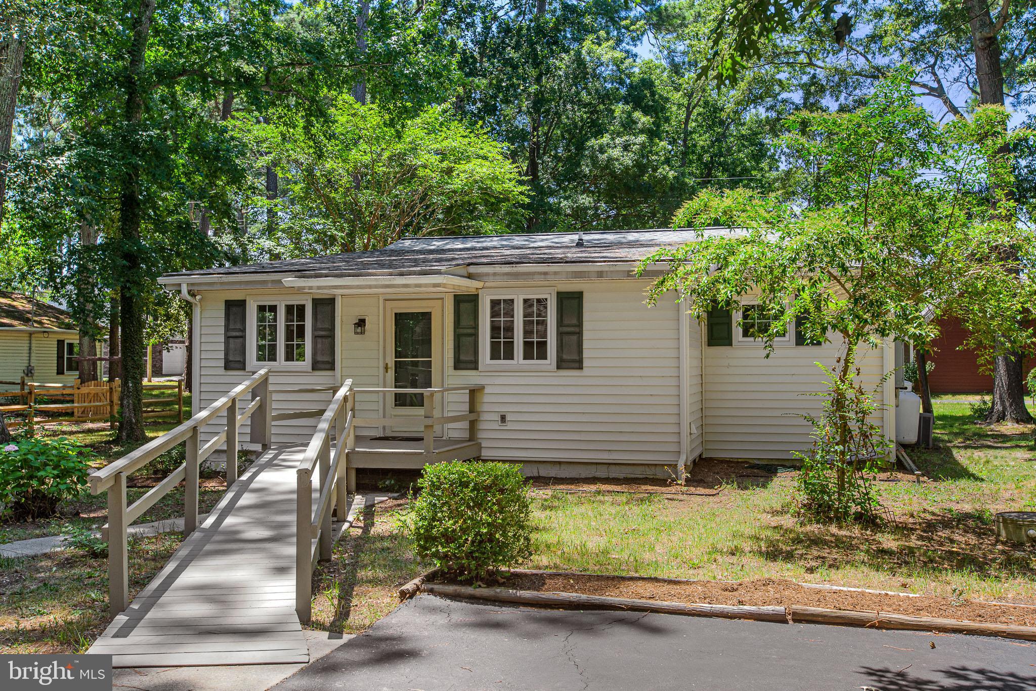 18352 RIVER ROAD