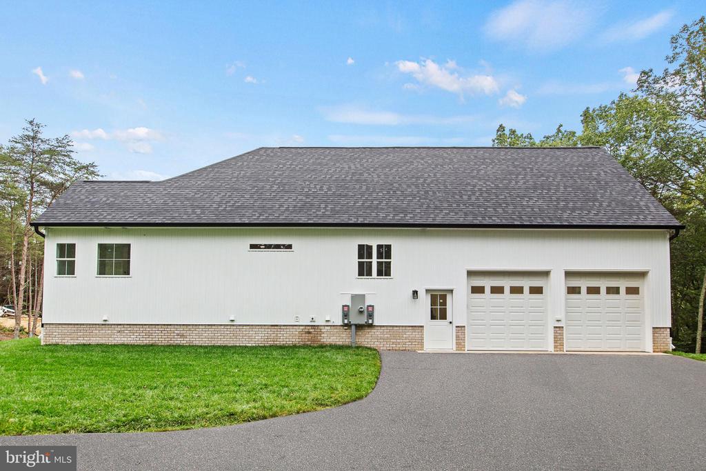 44469 MARYMAX LANE