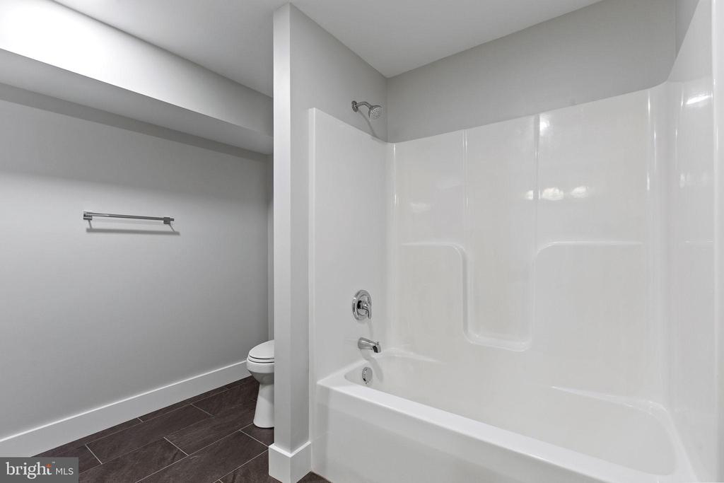 44469 MARYMAX LANE